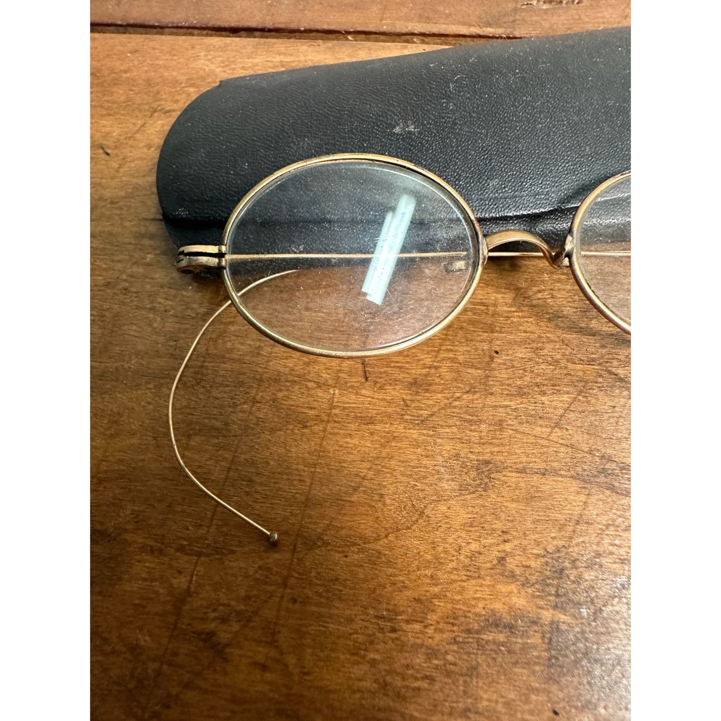 Antique Vintage GOLD Wire Rim Oval Eyeglasses Spectacles "Poco" + Case