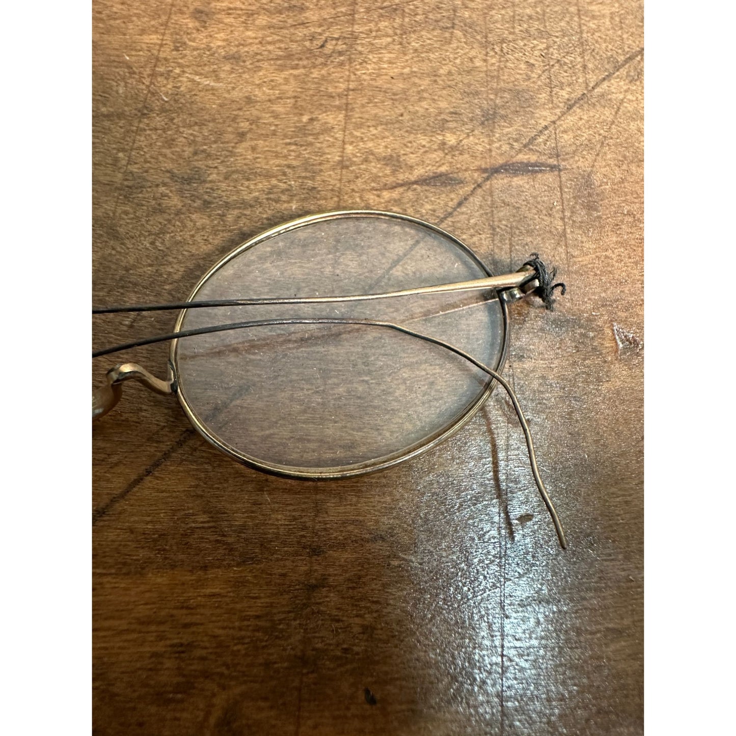 Antique Vintage GOLD Wire Rim Oval Eyeglasses Spectacles + Case