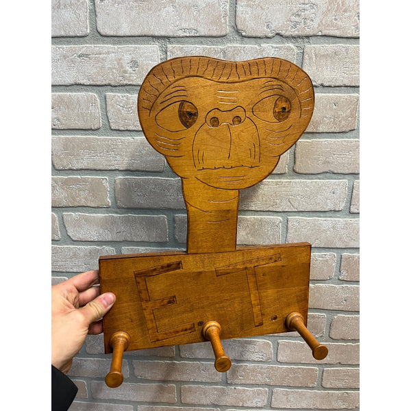RARE Vintage E.T. Movie Extraterrestrial Wooden Carved Wall Hat Coat Hook Hanger
