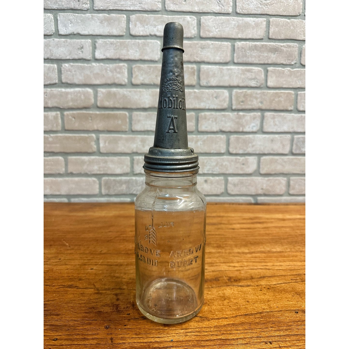 Vintage Mobil Oil Gargyole A Spout w/ Wm Neil & Co. Glass Oil Jar