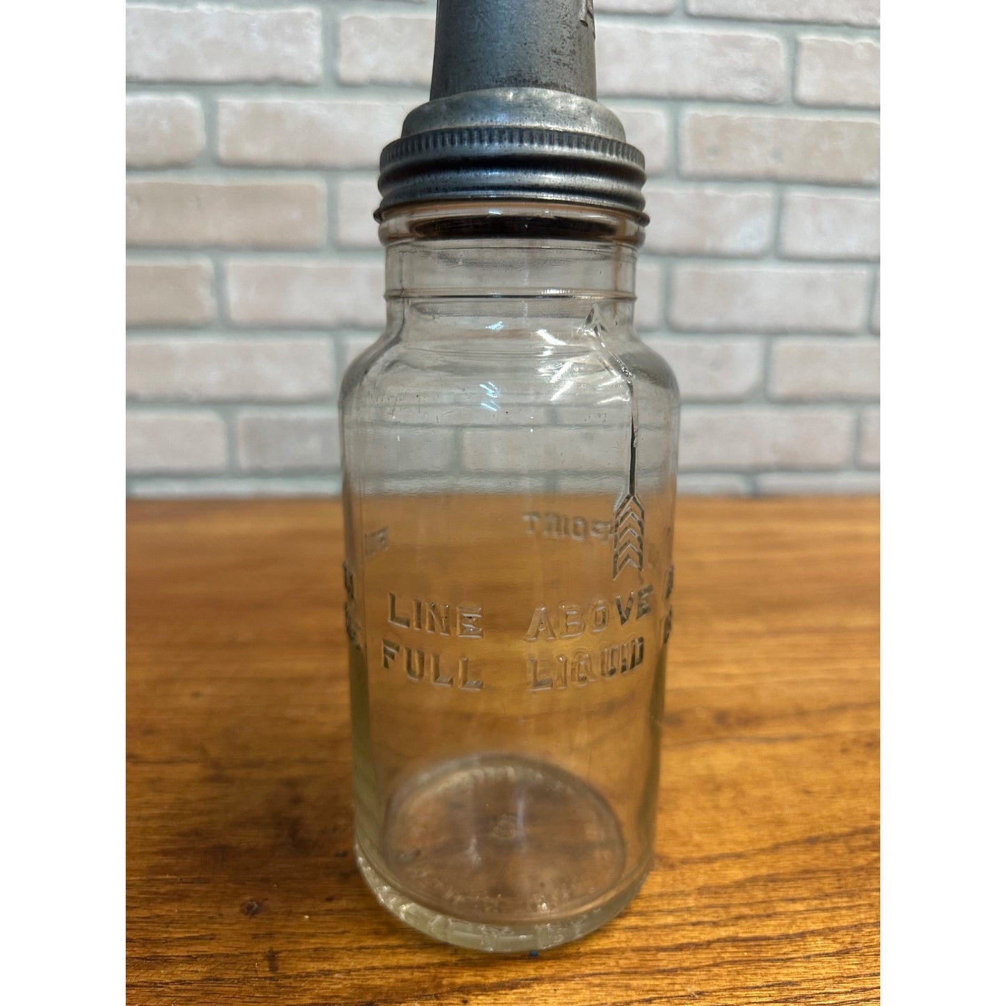 Vintage Mobil Oil Gargyole A Spout w/ Wm Neil & Co. Glass Oil Jar