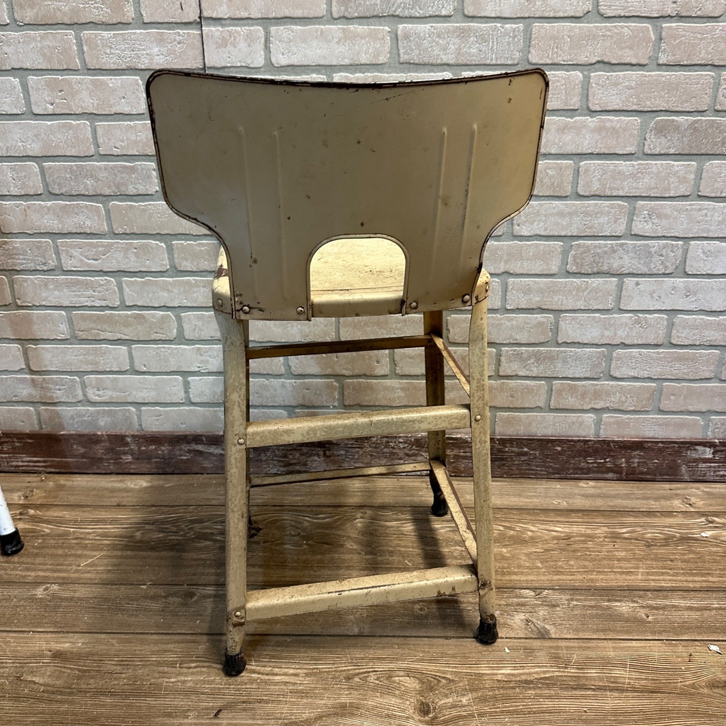 Vintage White Floral Kitchen Metal Stool Seat