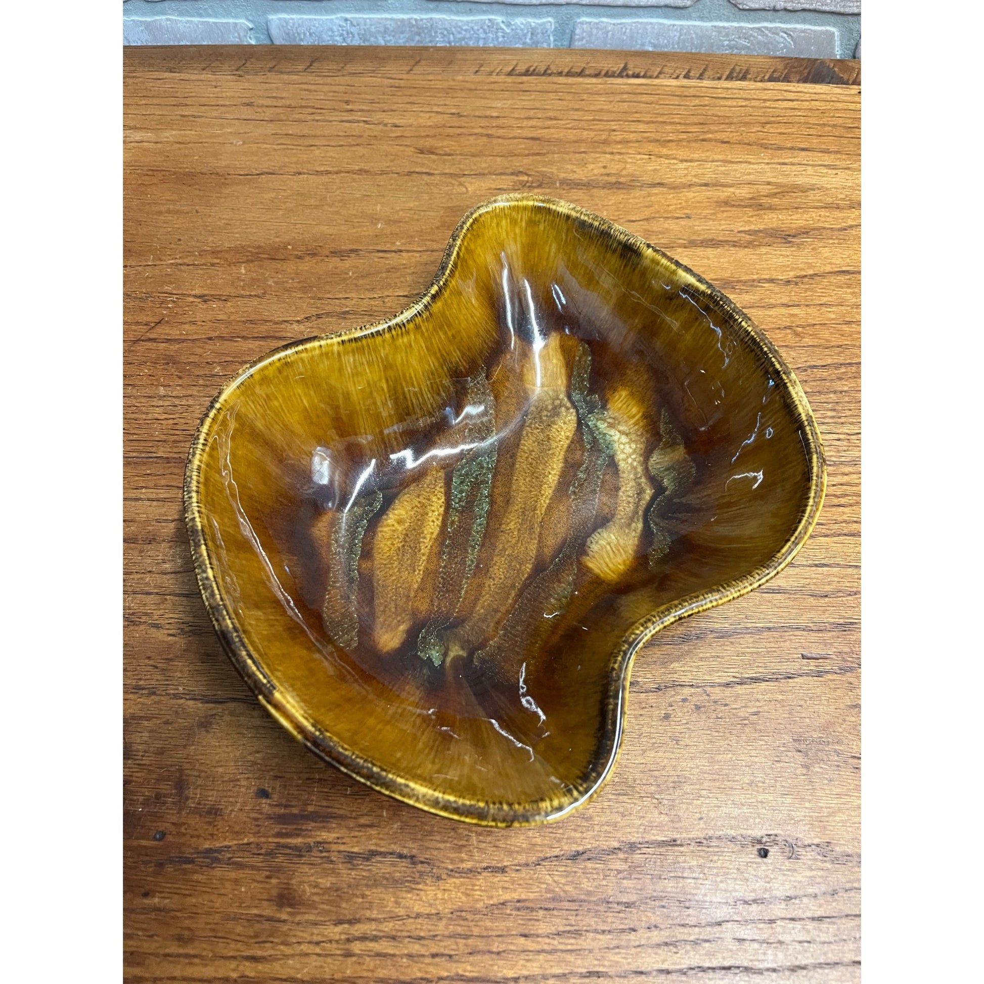 Vintage MCM Dryden Hot Springs Arkansas Art Pottery Bowl Dish Drip Glaze