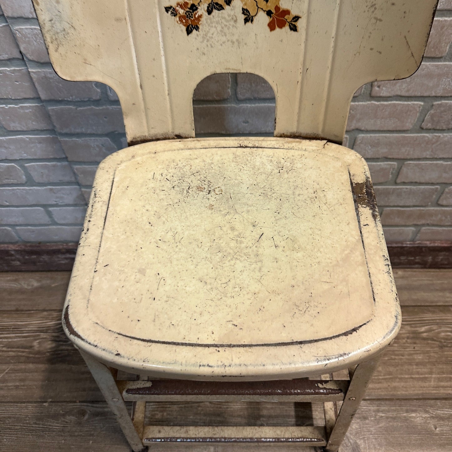 Vintage White Floral Kitchen Metal Stool Seat
