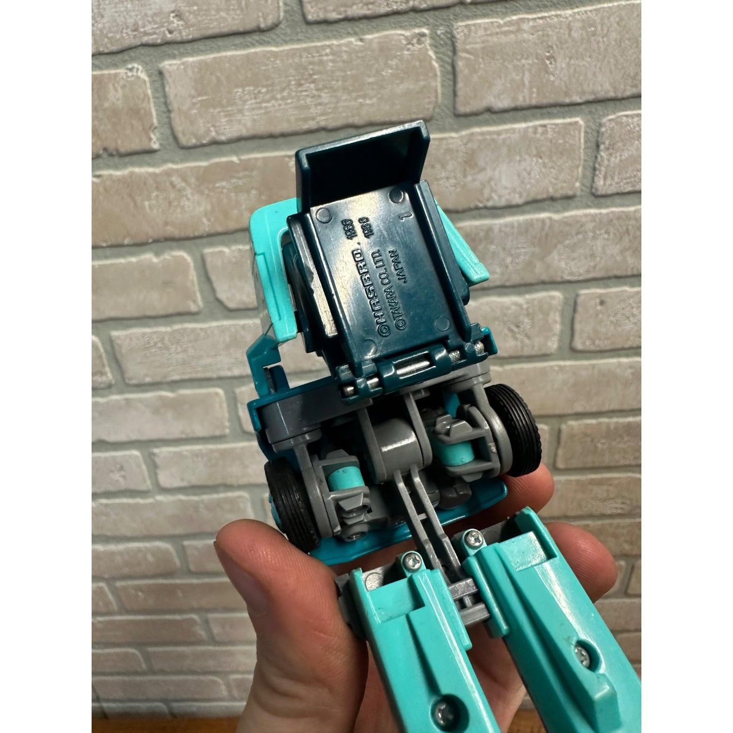 Vintage Transformers G1 Autobot Cars Kup Action Figure Hasbro 1986