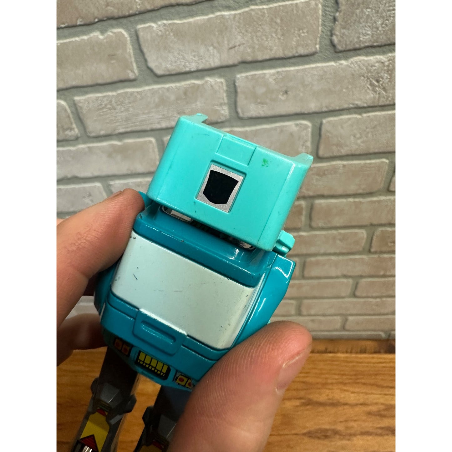 Vintage Transformers G1 Autobot Cars Kup Action Figure Hasbro 1986