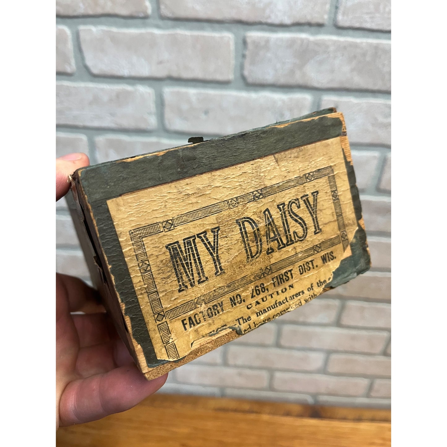 Vintage 1920s My Daisy Wooden Cigar Box Port Washington Wis Wisconsin Zausch