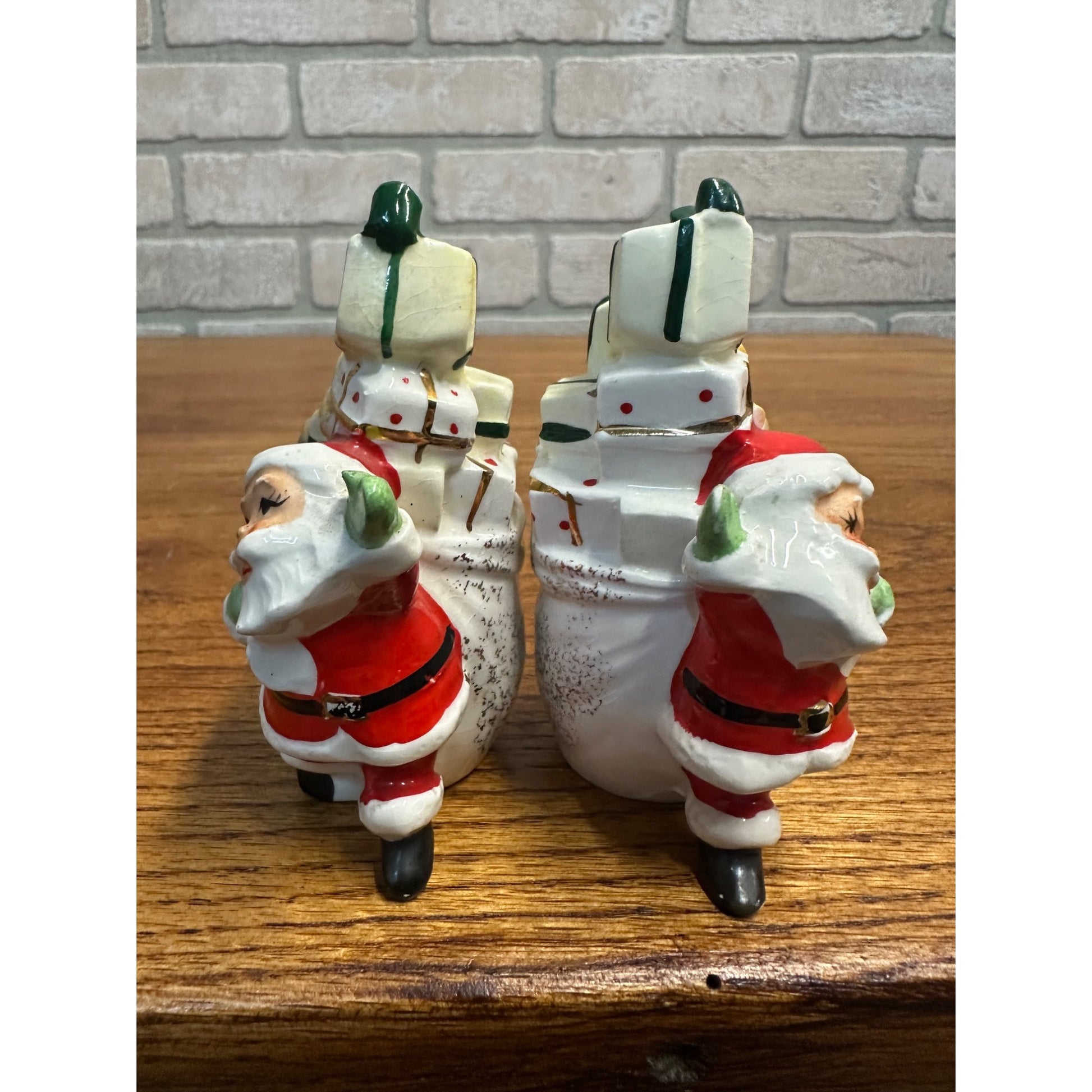 Rare Vintage MCM Lefton Santa Claus Pair Toy Sacks Christmas Salt Pepper Shakers