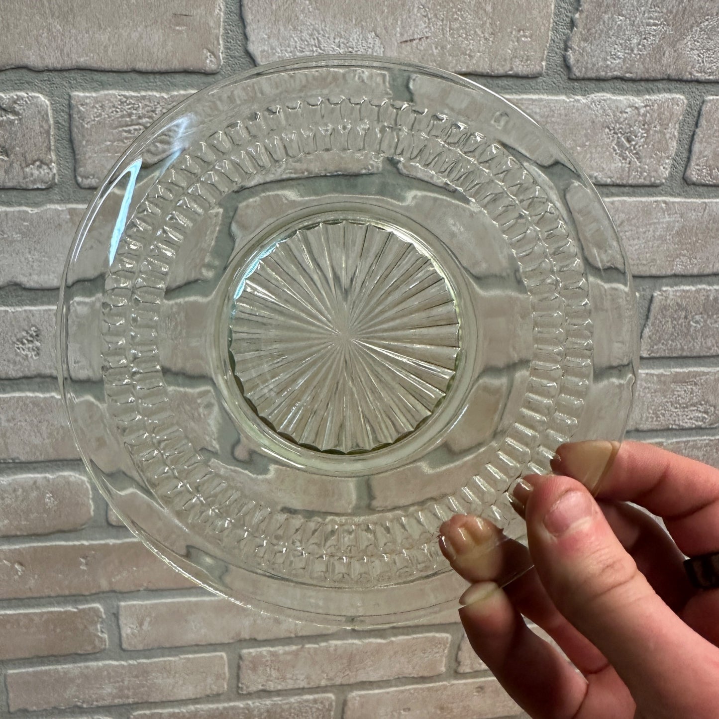 8pc Uranium Glass 6-1/4" Dessert & 8-1/2" Dinner Plate Set Green Depression Glass