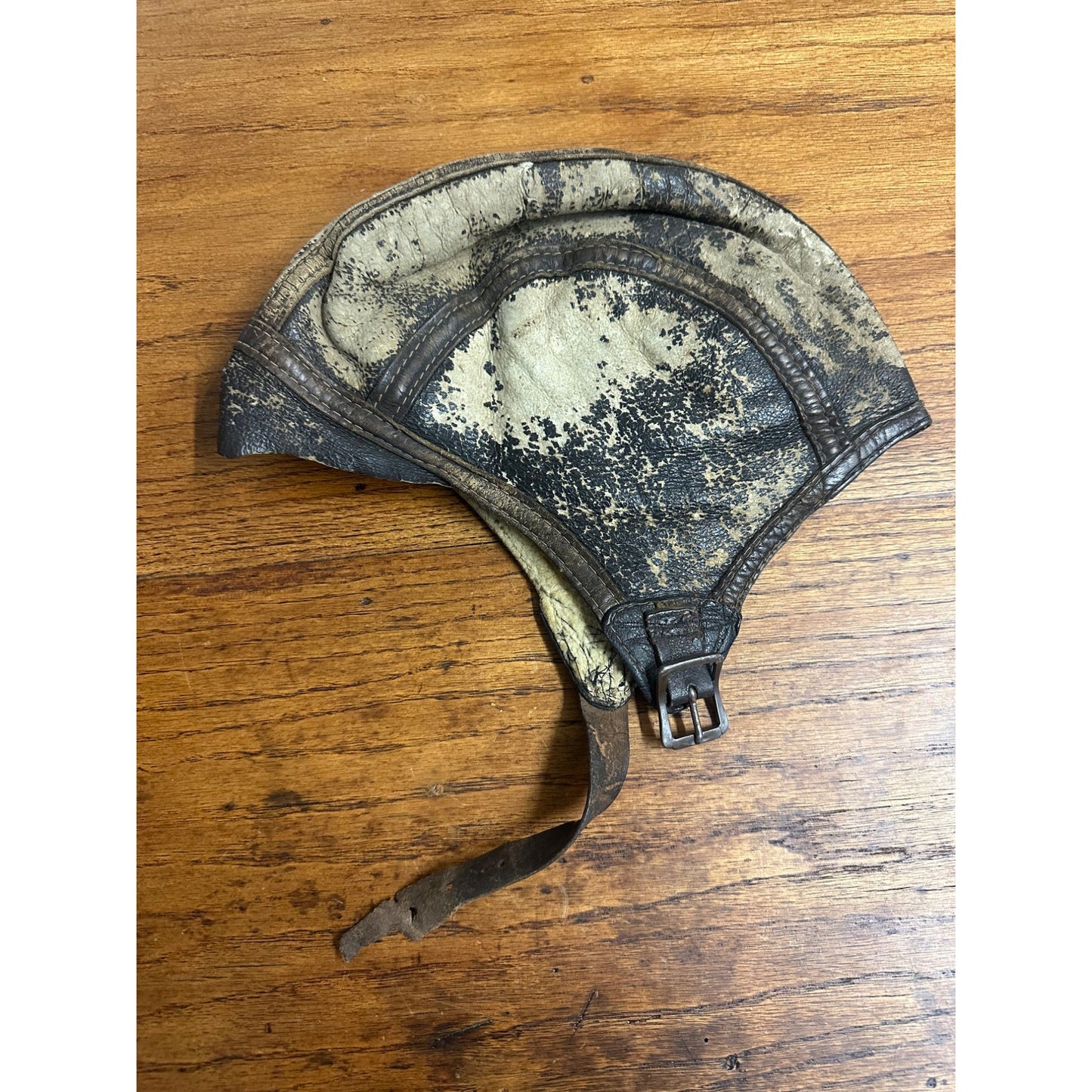 Antique Early 1900s Leather Motorcycle or Aviator Pilot's Leather Skull Cap