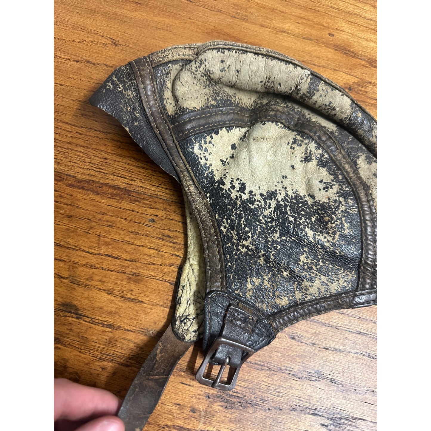 Antique Early 1900s Leather Motorcycle or Aviator Pilot's Leather Skull Cap