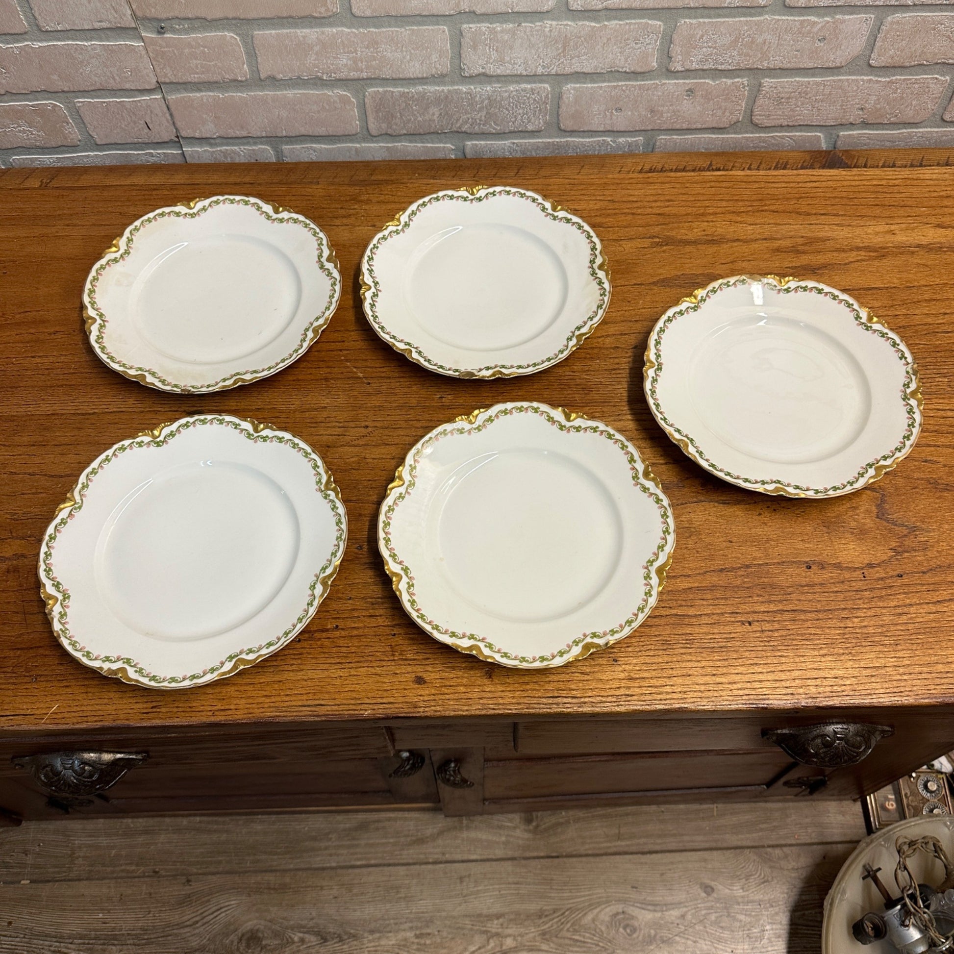 (5) Haviland & Co Clover Leaf 9 1/2" Dinner Plates Chipped