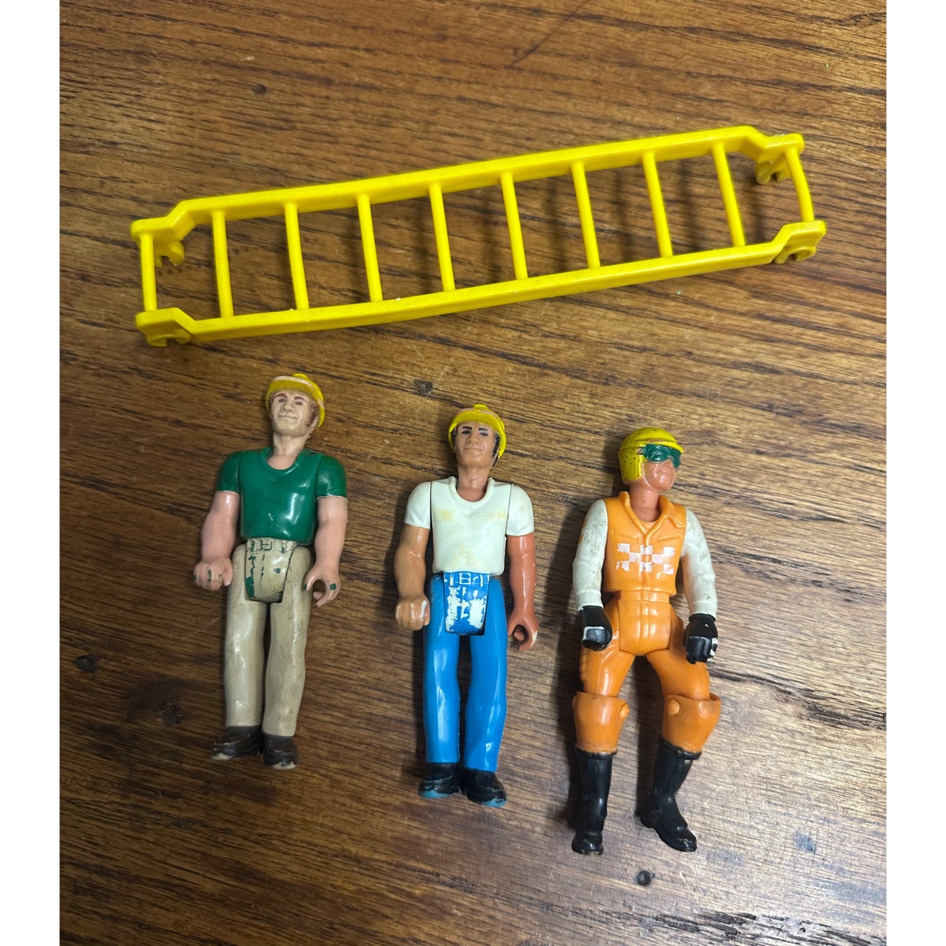Vintage 1974 Fisher Price Construction Adventure People Action Figures Toys w/ Ladder
