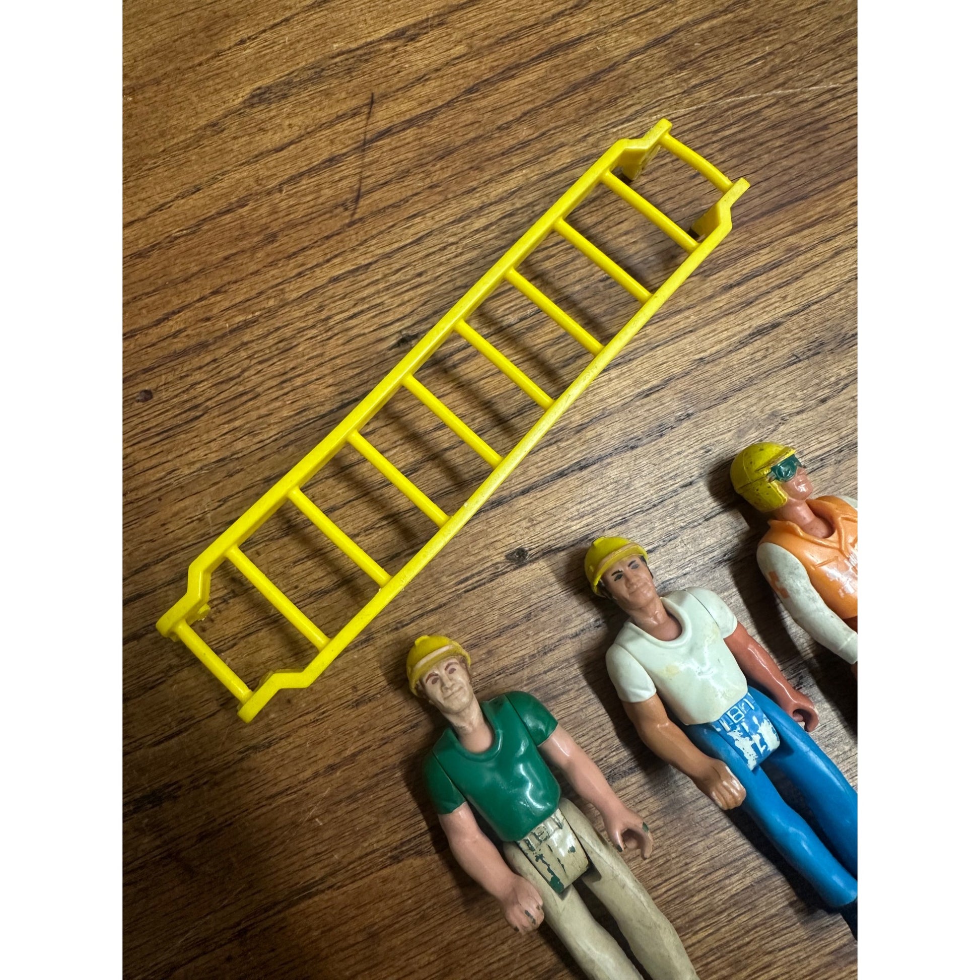 Vintage 1974 Fisher Price Construction Adventure People Action Figures Toys w/ Ladder