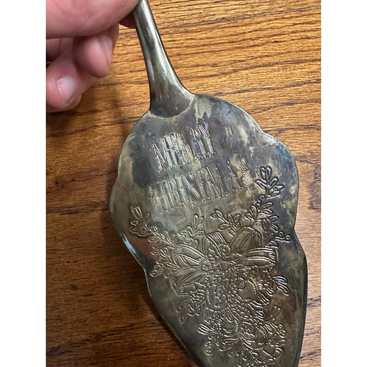 Vintage International Silver Co Merry Christmas Pie Server Silver Plated