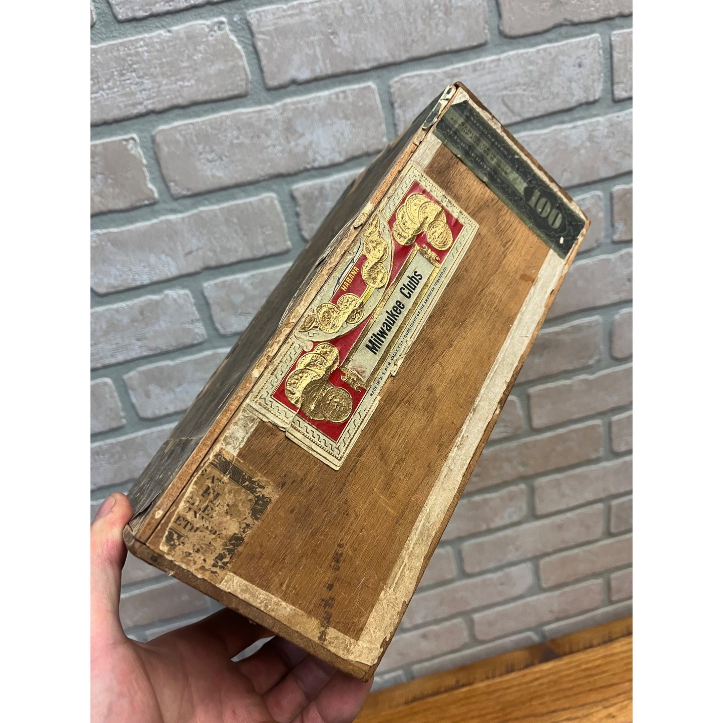 Vintage 1920s Milwaukee Clubs Wooden Cigar Box M. Valle Y Ca. Cuba