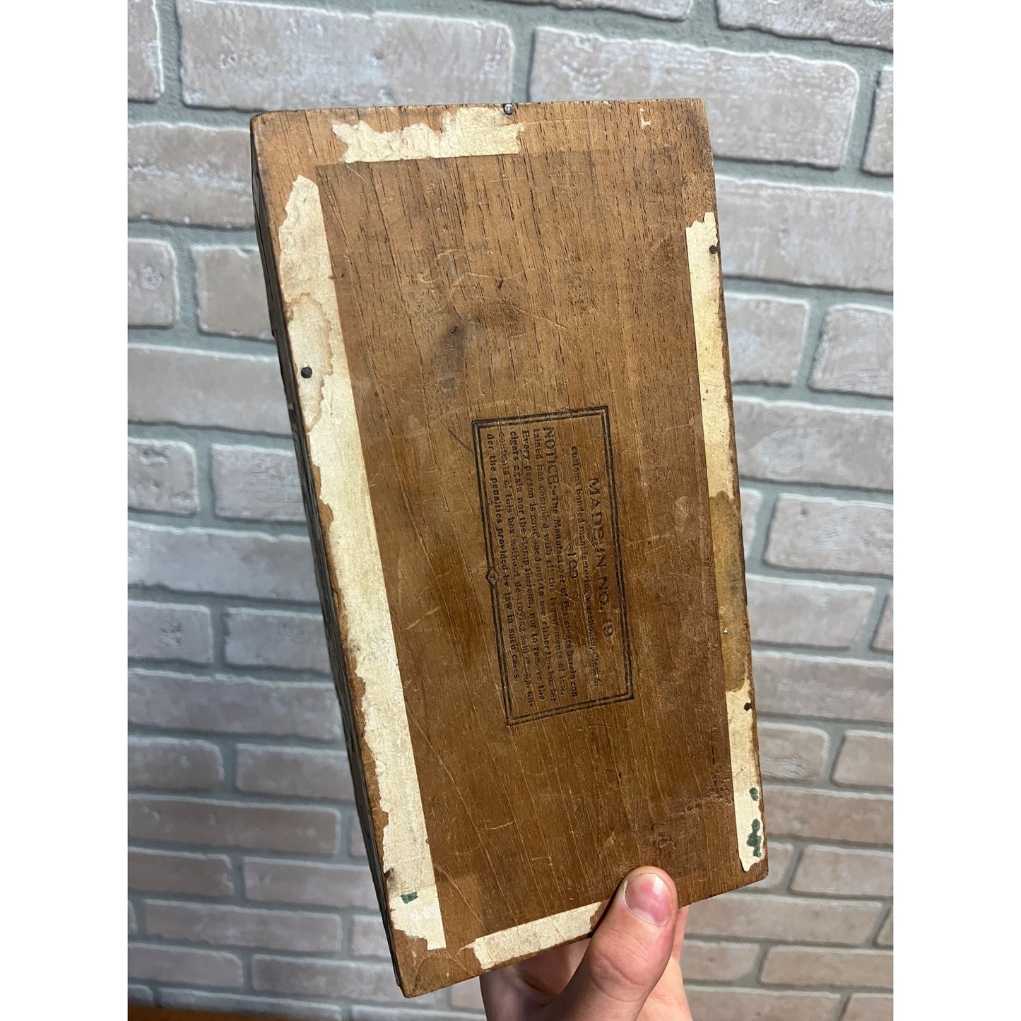 Vintage 1920s Milwaukee Clubs Wooden Cigar Box M. Valle Y Ca. Cuba