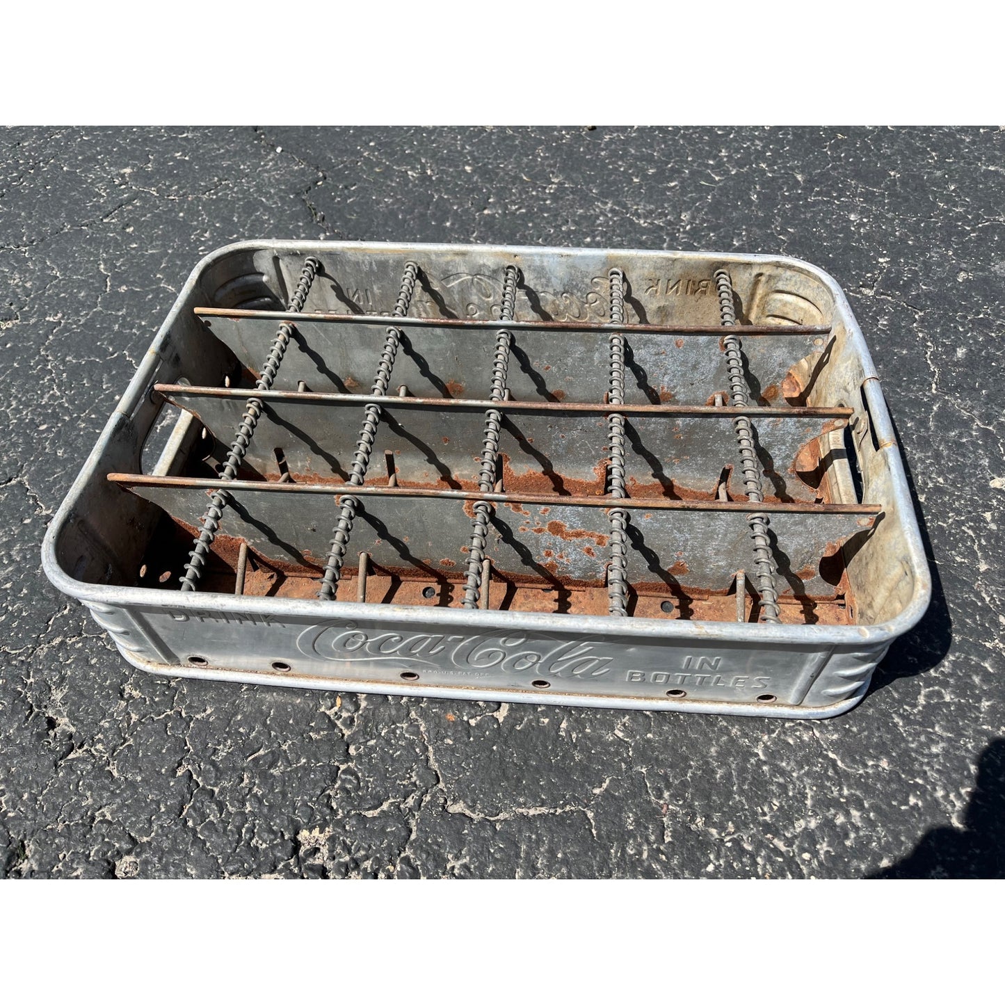 Vintage 1950s Heavy Aluminum Coca Cola 24 Bottle Stadium Carrier/Caddy