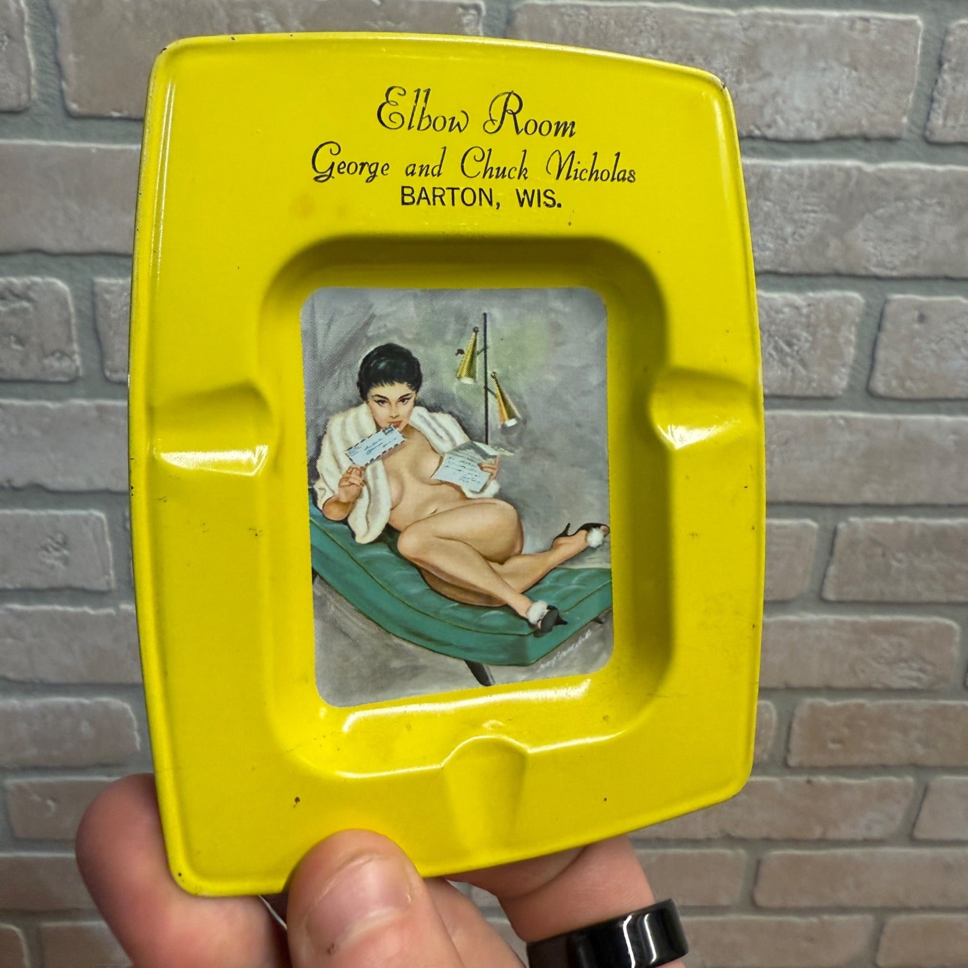Vintage 1950s Elbow Room Bar Tavern Advertising Ashtray Barton Wisconsin Pinup