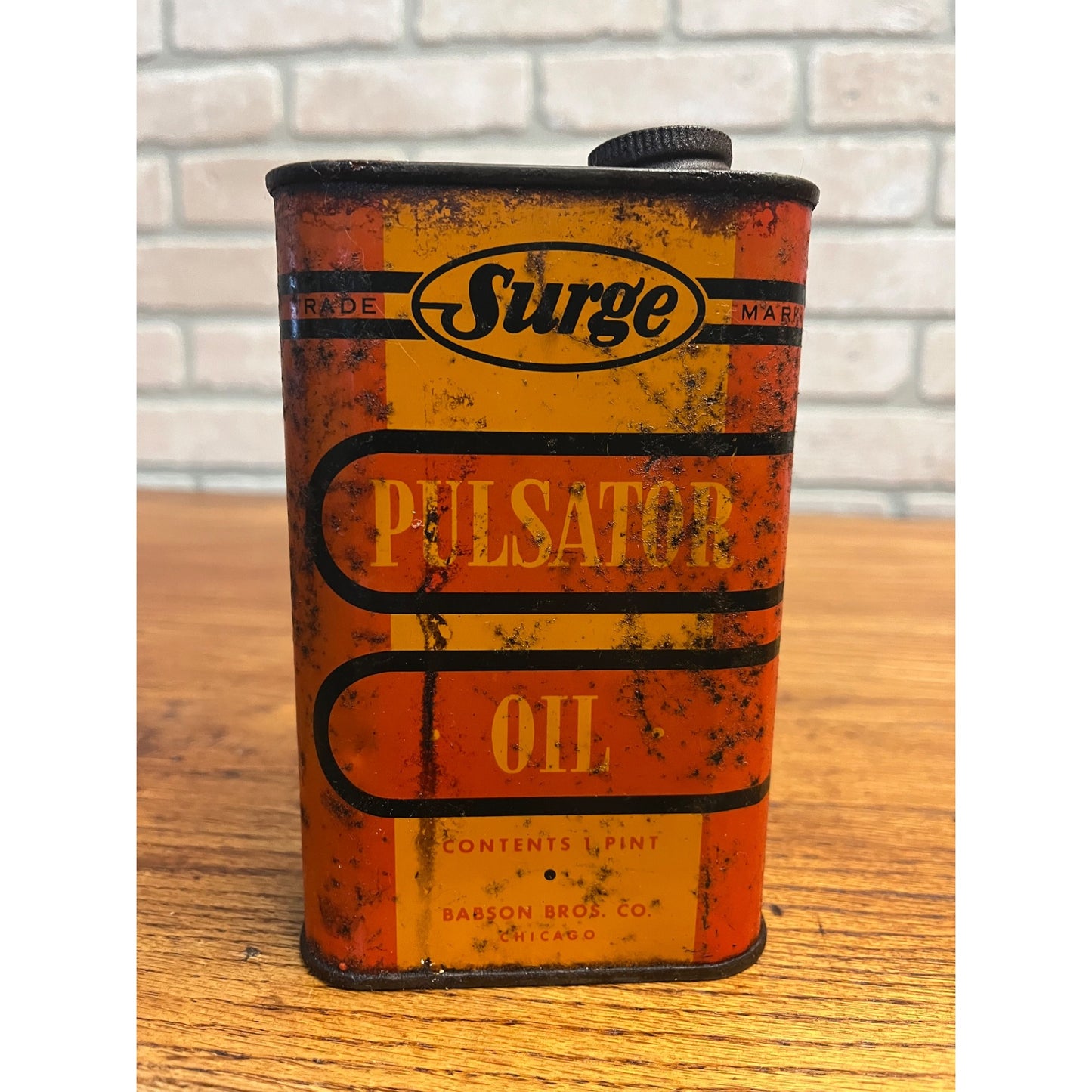 Vintage Surge Pulsator Oil 1 Pint Empty Can Farm Advertising Dairy Babson Bros Chicago
