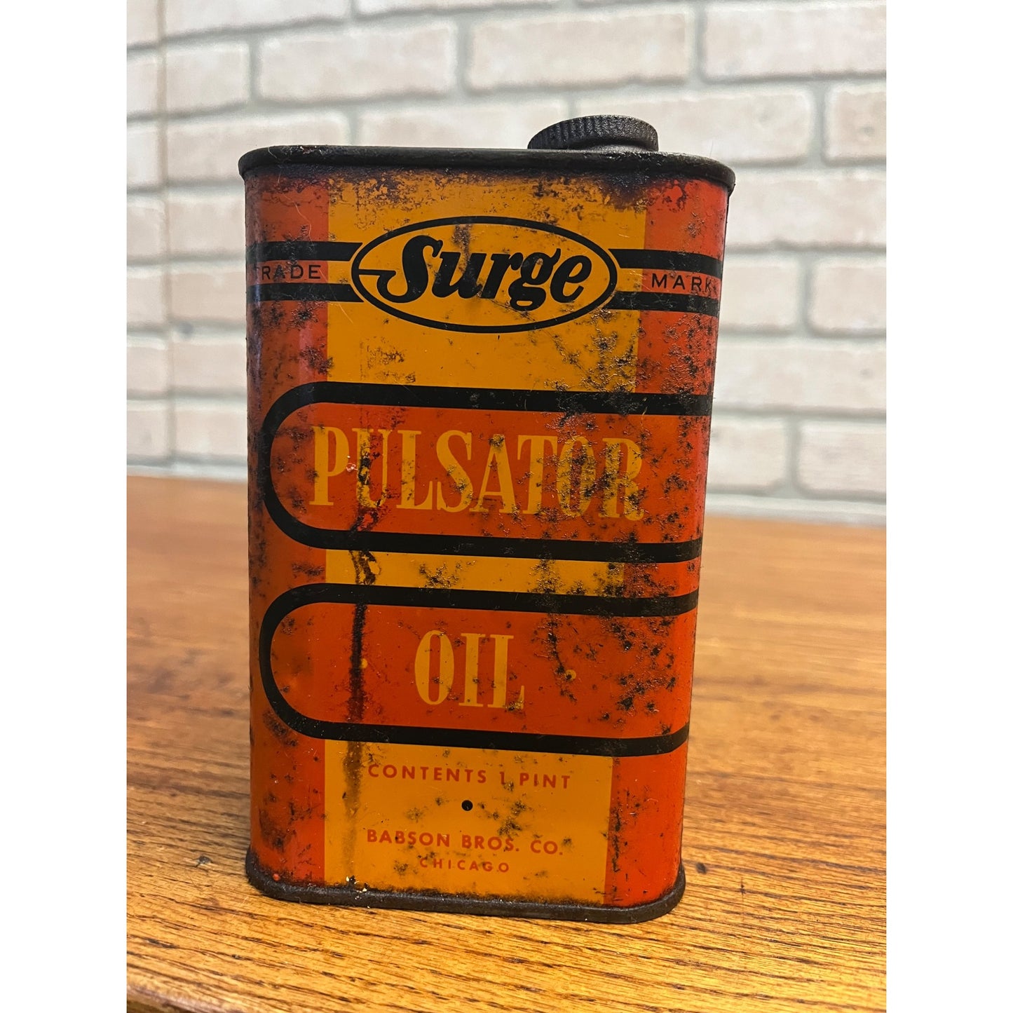 Vintage Surge Pulsator Oil 1 Pint Empty Can Farm Advertising Dairy Babson Bros Chicago
