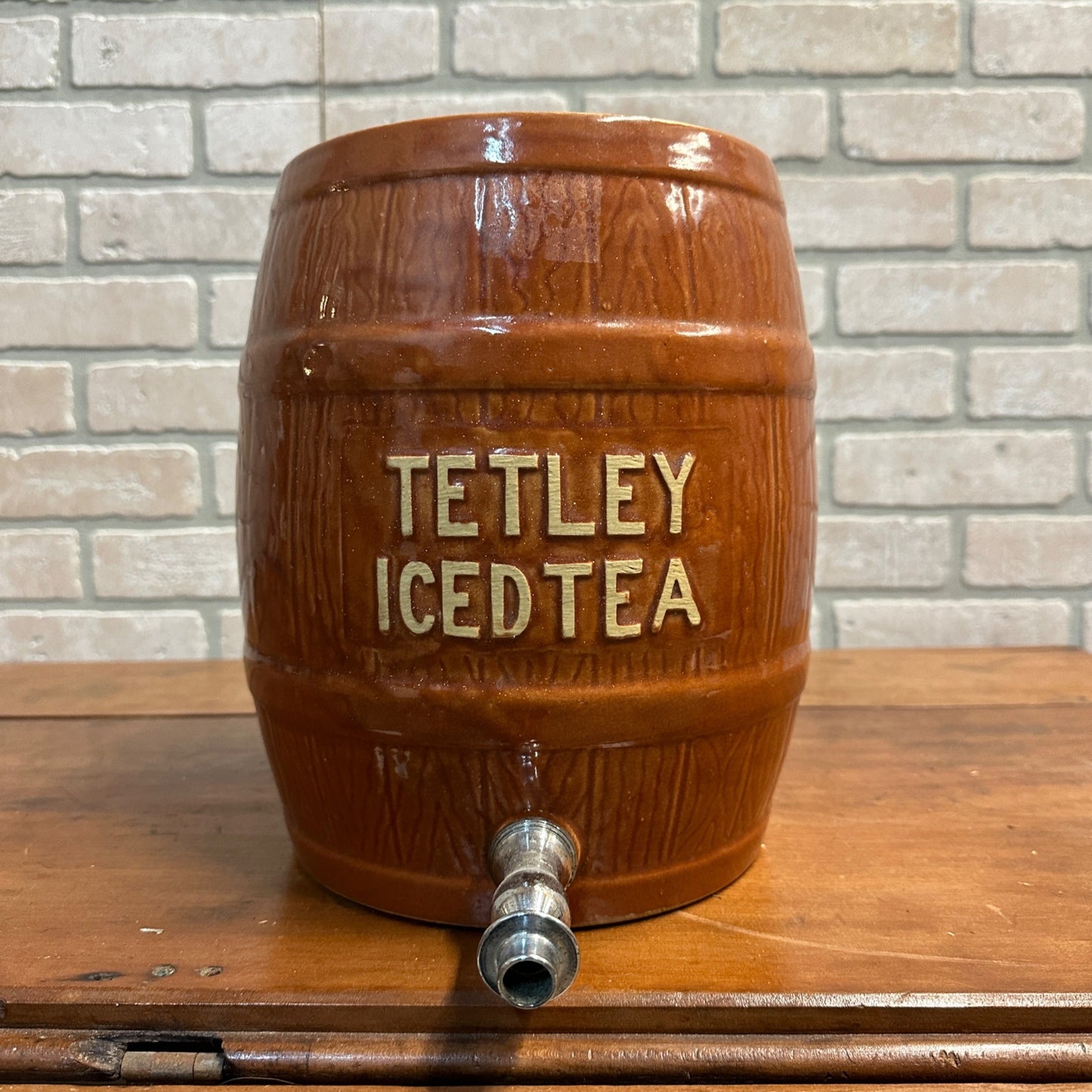 ANTIQUE TETLEY SWEET ICED TEA BARREL DISPLAY WATT POTTERY DISPENSER ADVERTISING