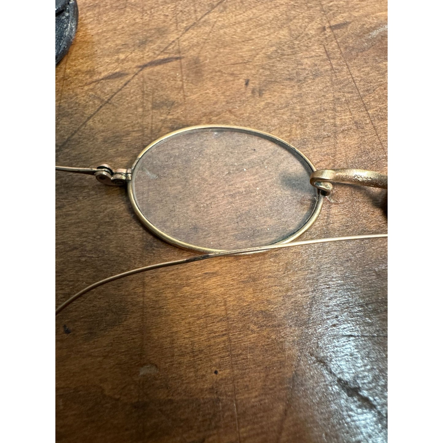 Antique Vintage GOLD Wire Rim Oval Eyeglasses Spectacles "Poco" + Case