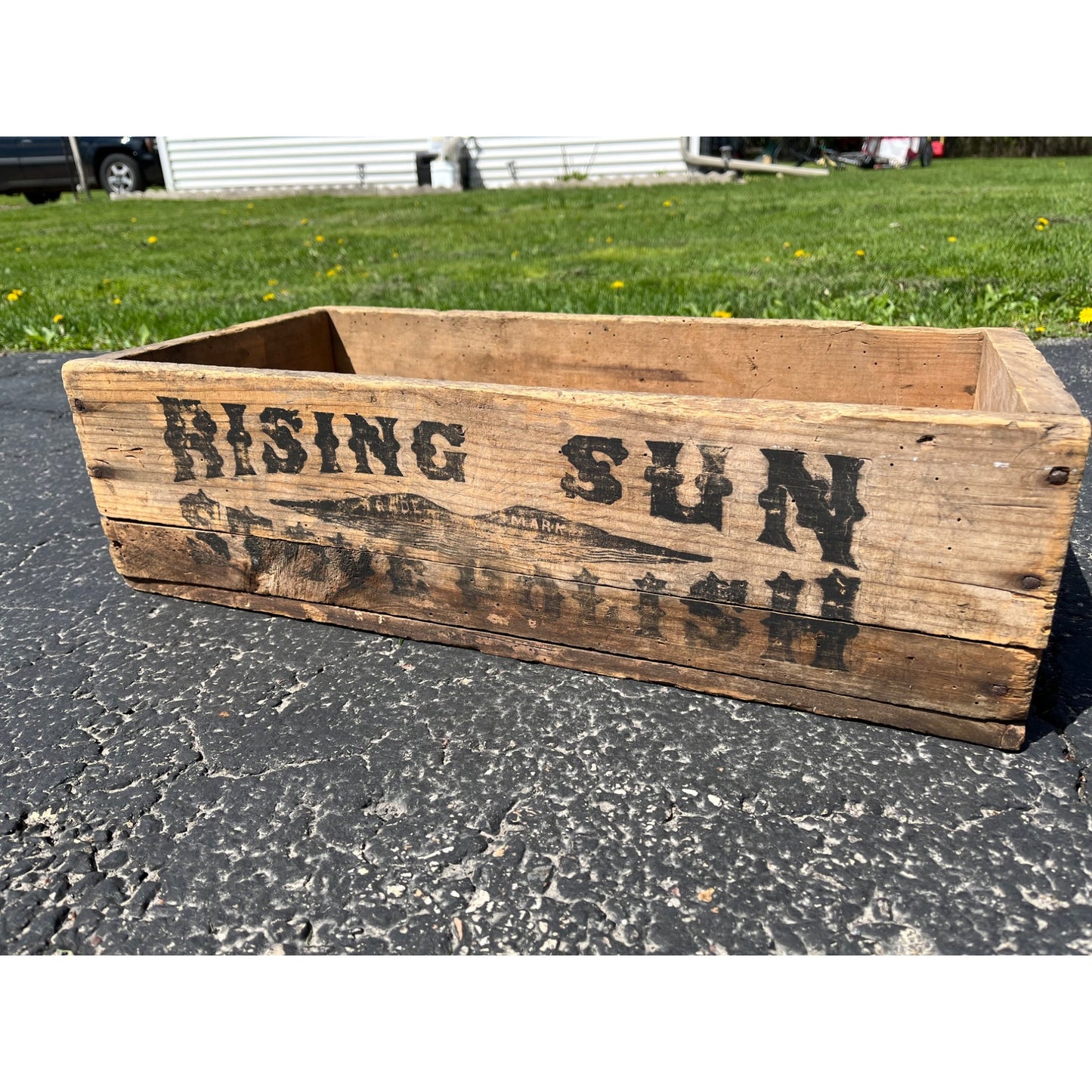 Vintage Rising Sun Stove Polish Wooden Crate Box Morse Bros Canon Mass.