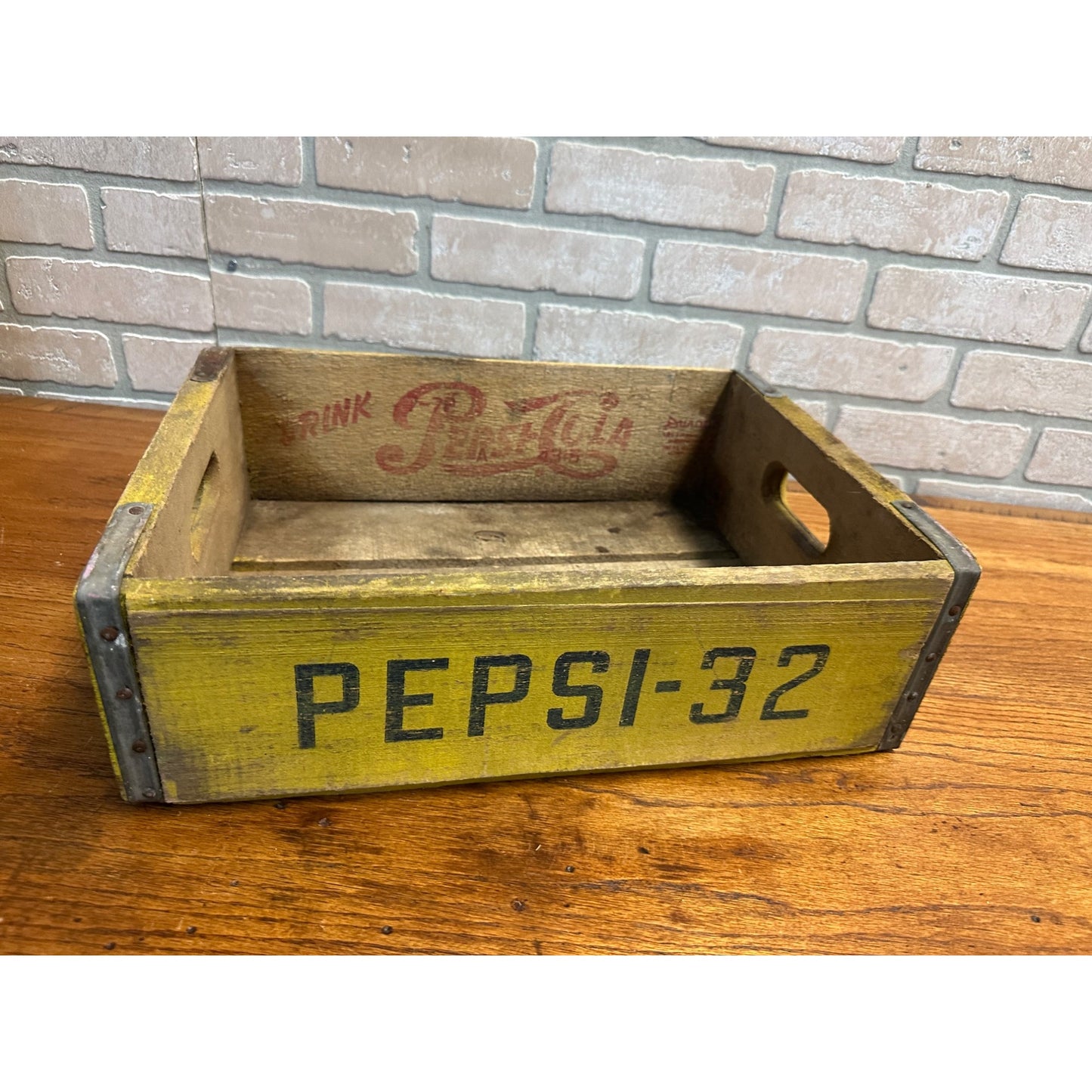 Vintage Wooden Soda Crate Pepsi-Cola-32 Wood Box - Great Condition