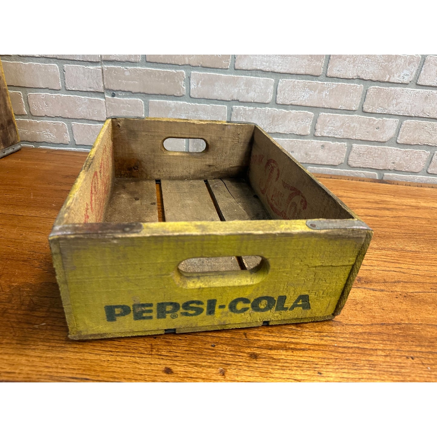 Vintage Wooden Soda Crate Pepsi-Cola-32 Wood Box - Great Condition