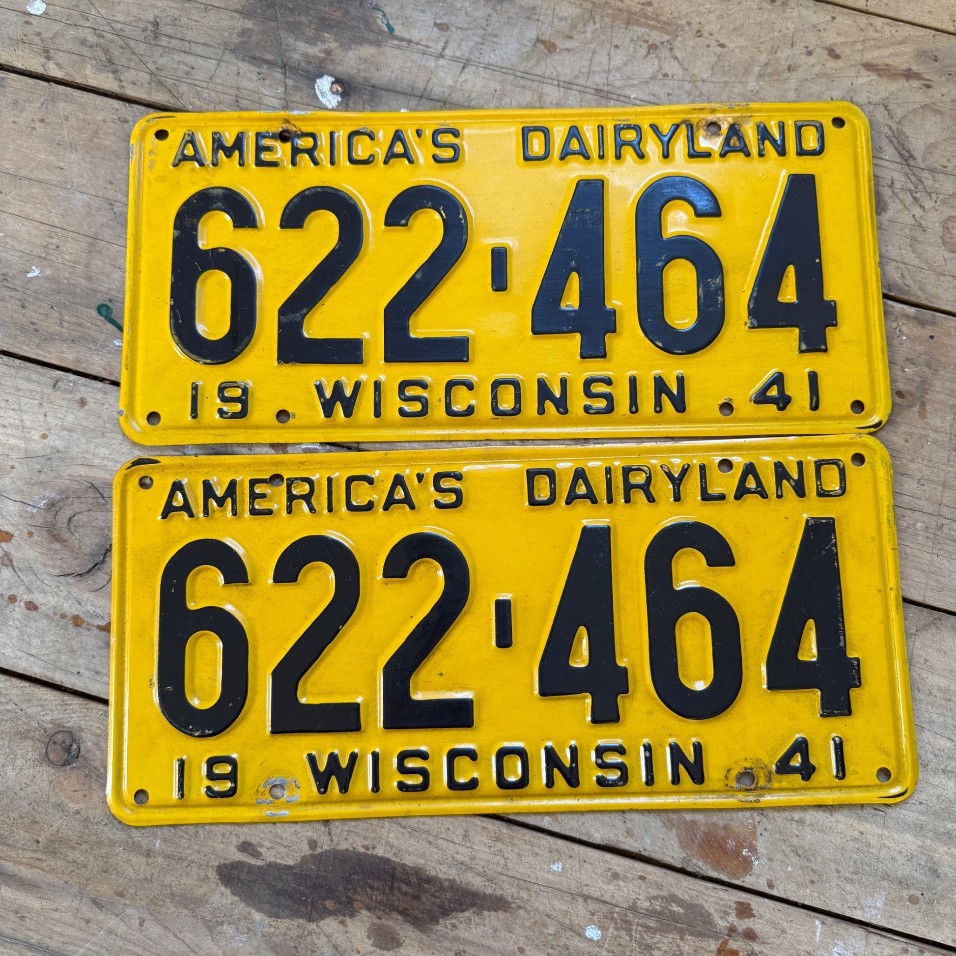 1941 Wisconsin License Plate Pair Americas Dairyland 41 Tag