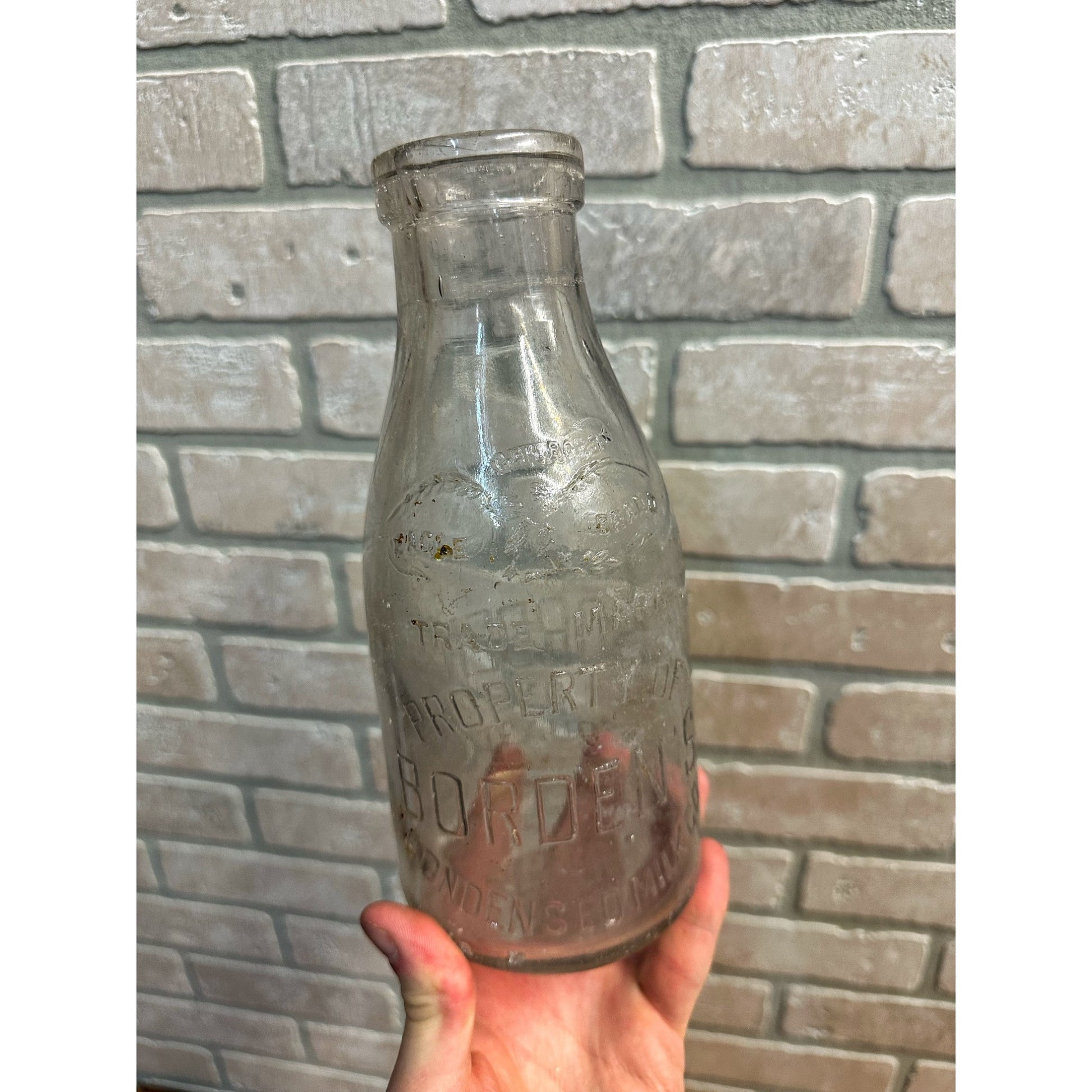 Vintage Borden's Eagle Brand Condensed Milk Co. One Quart Glass Milk Bottle