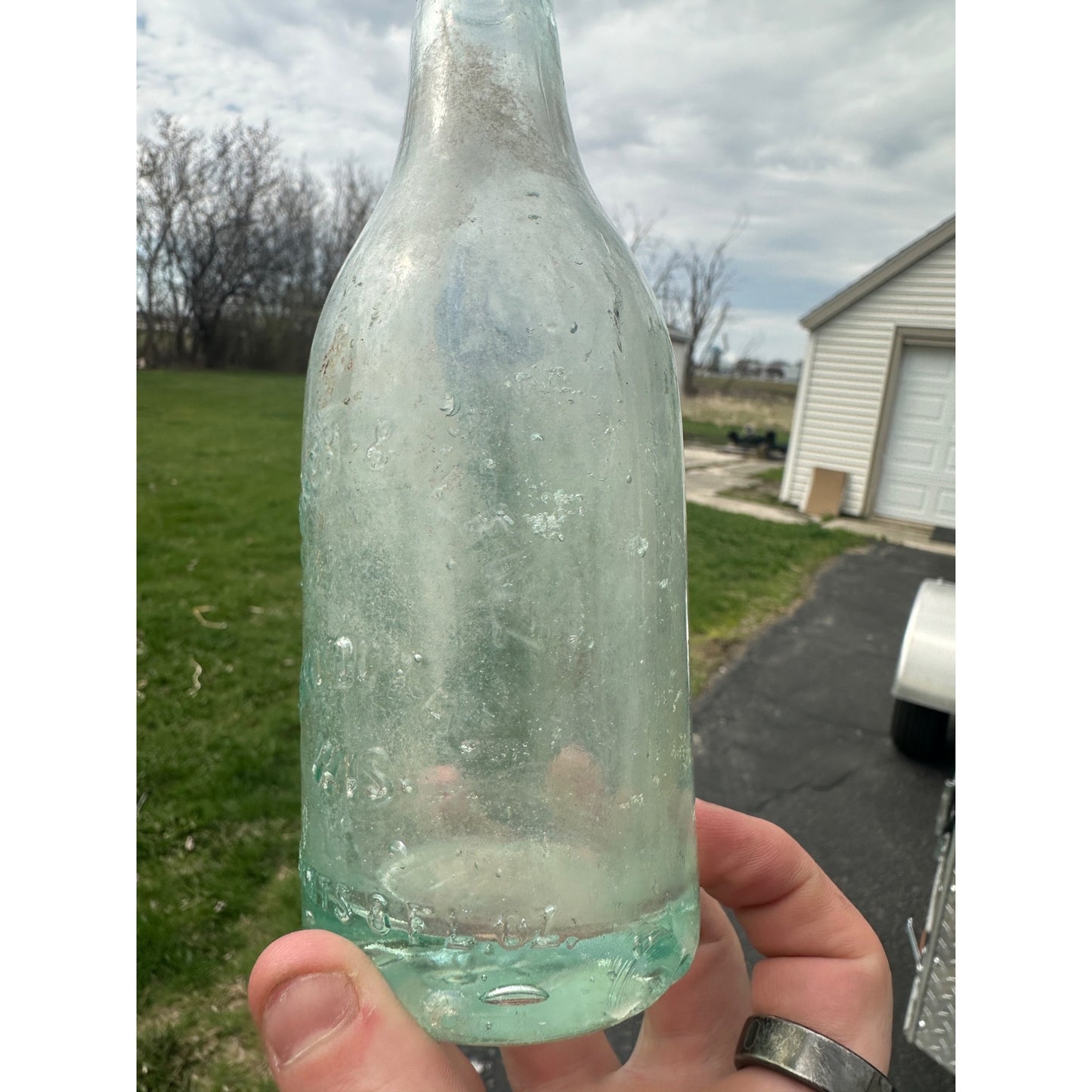 SCARCE Halbach & Lenz Fond du Lac Wisconsin Soda Bottle 8oz