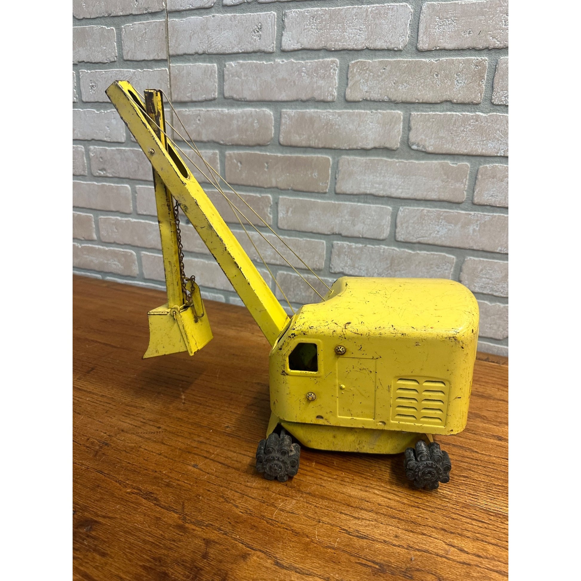 Vintage Structo Construction Co. Pressed Steel Crane Steam Shovel | Yellow