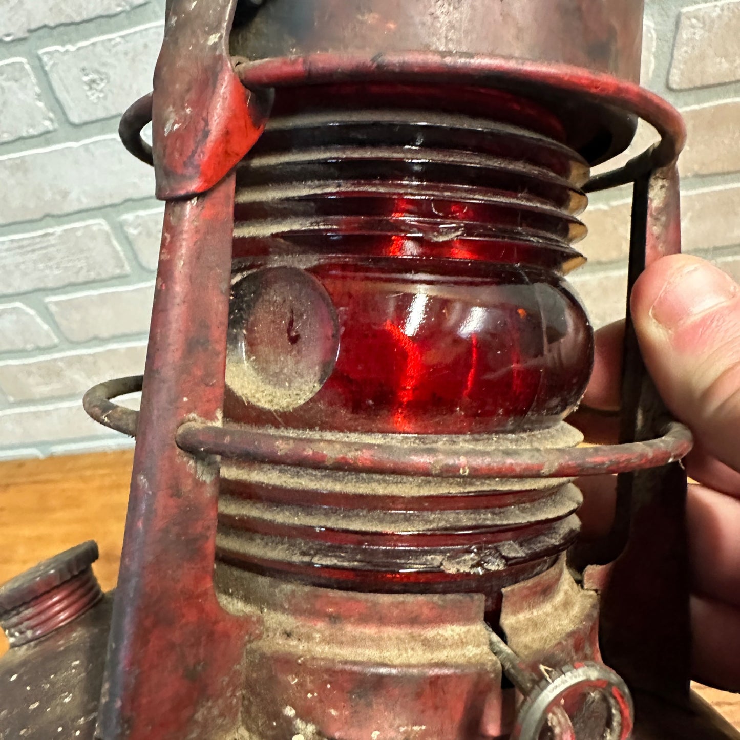 Vintage DIETZ No 40 Traffic Gard Lantern Red Globe Embury w Handle