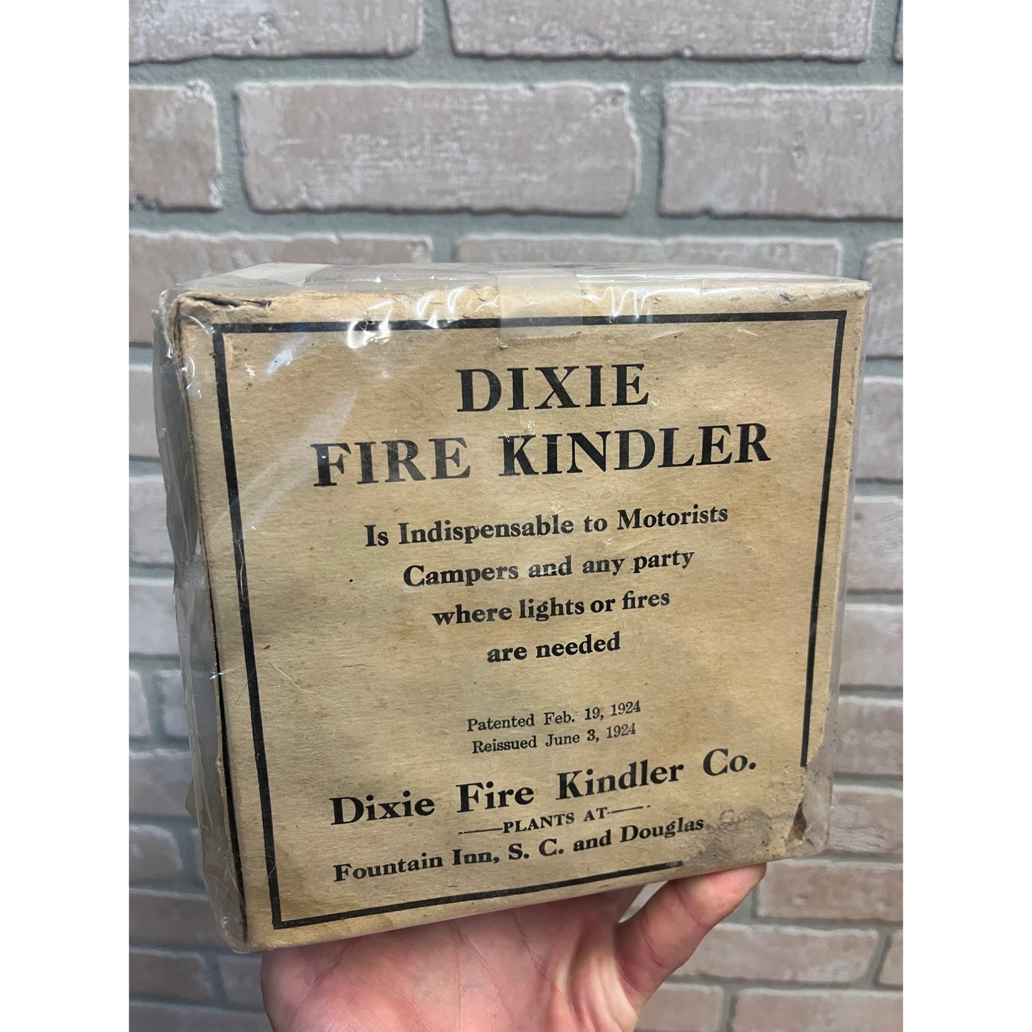 Vintage 1920s Dixie Fire Kindler Co. Fire Starter Full Box Hunting Camping Fishing