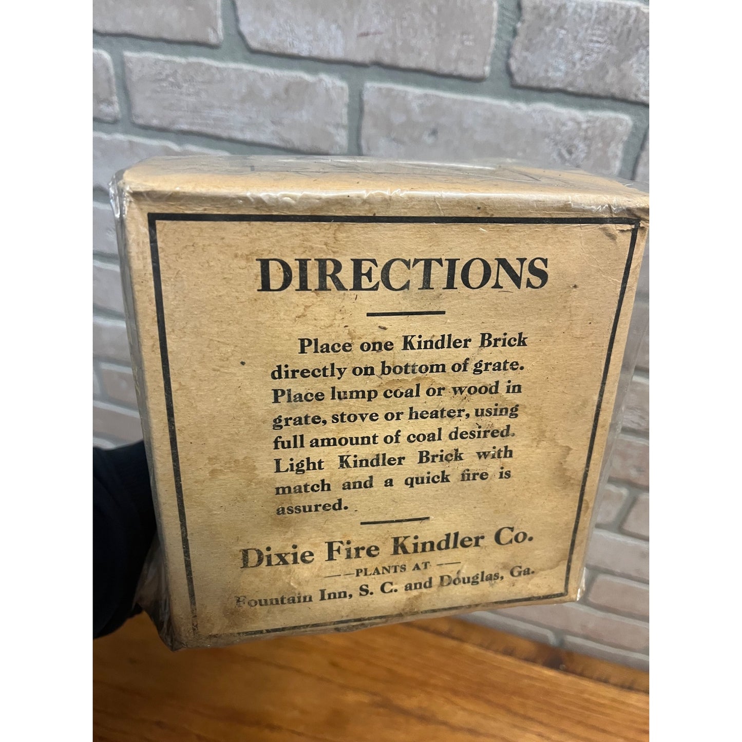 Vintage 1920s Dixie Fire Kindler Co. Fire Starter Full Box Hunting Camping Fishing