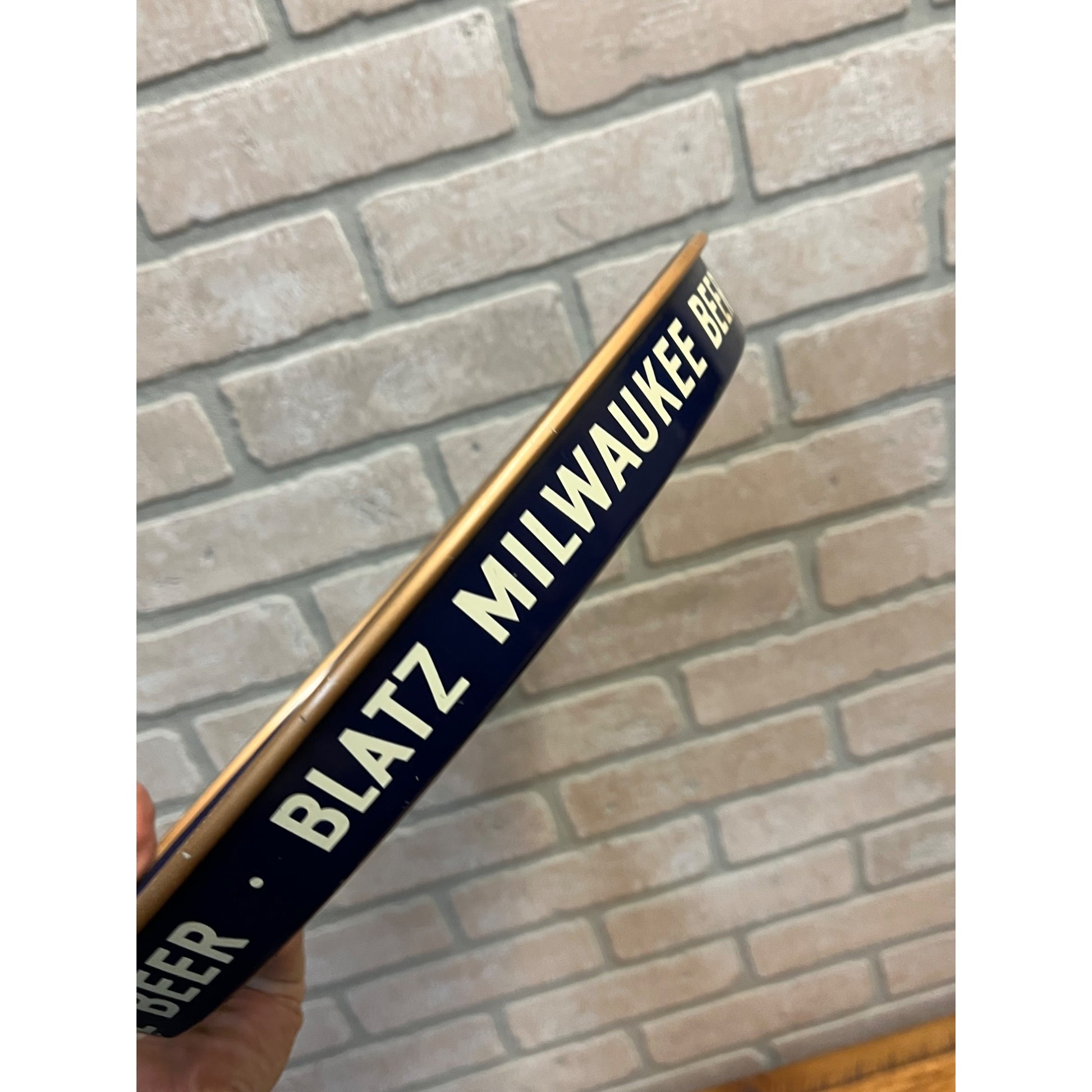 Vintage c1942 Blatz Milwaukee Beer Tray Wisconsin Wis 13" -- CLEAN