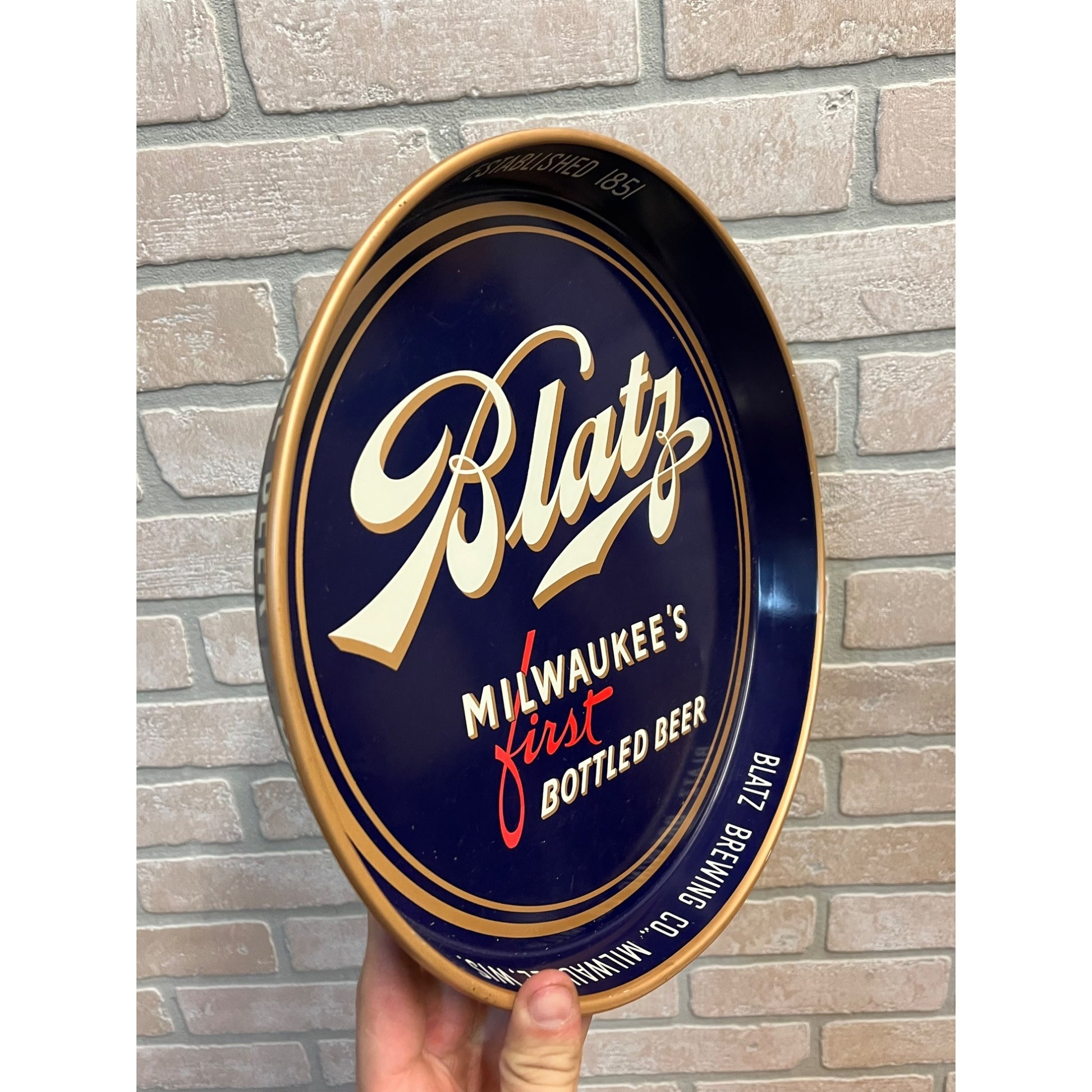 Vintage c1942 Blatz Milwaukee Beer Tray Wisconsin Wis 13" -- CLEAN