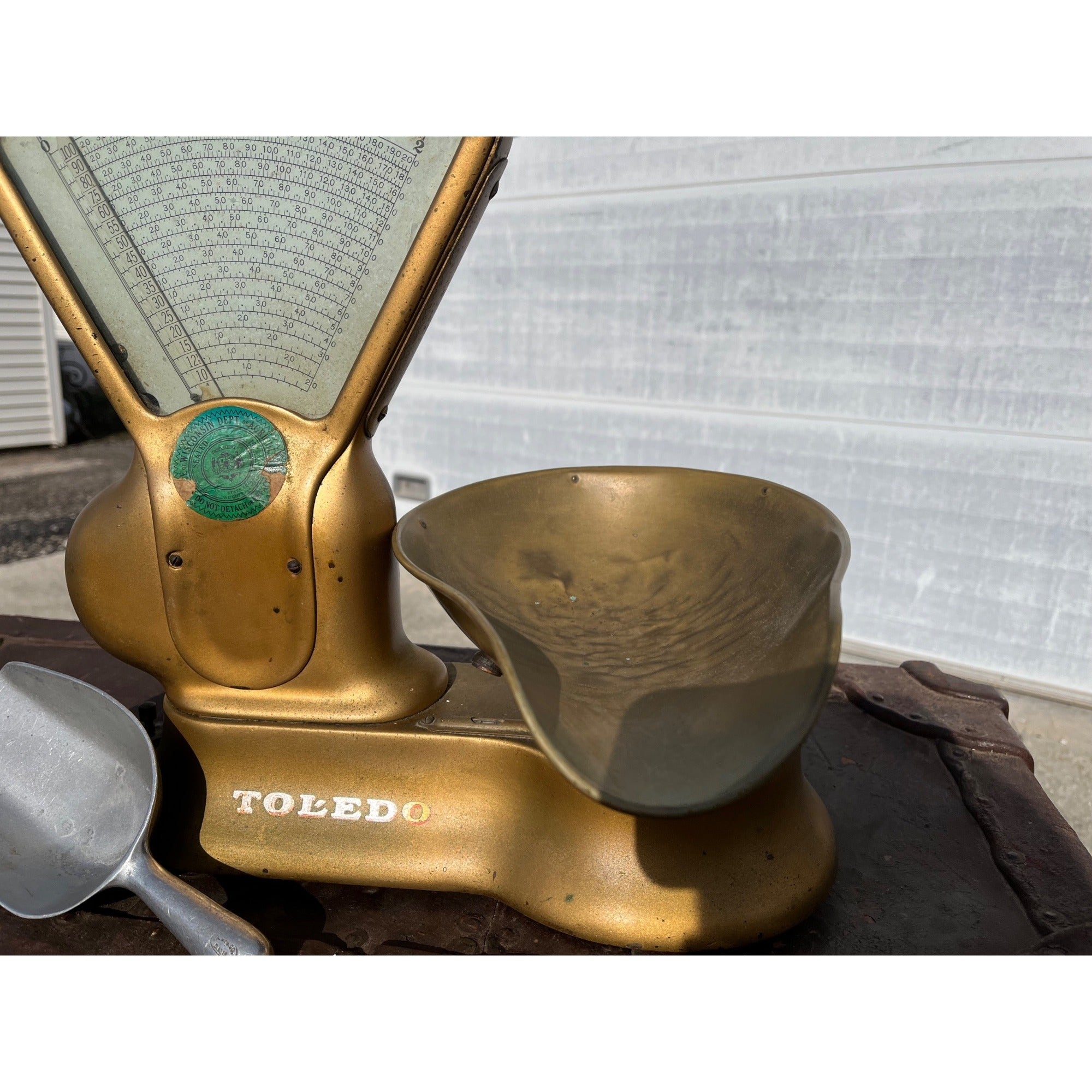 Antique Toldeo 2lb Candy Scale General Store Model 405A w/ Scoop