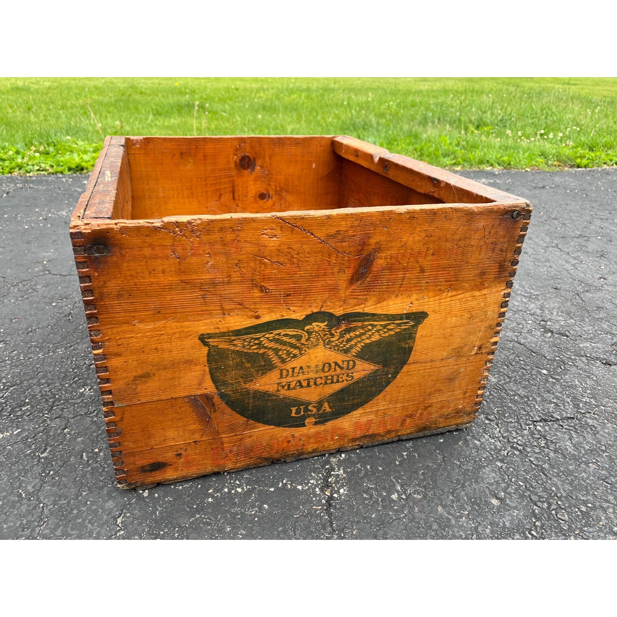 Antique 1900s The Diamond Match Co. Wooden Large Advertising Crate Zinke Fond du Lac Wis