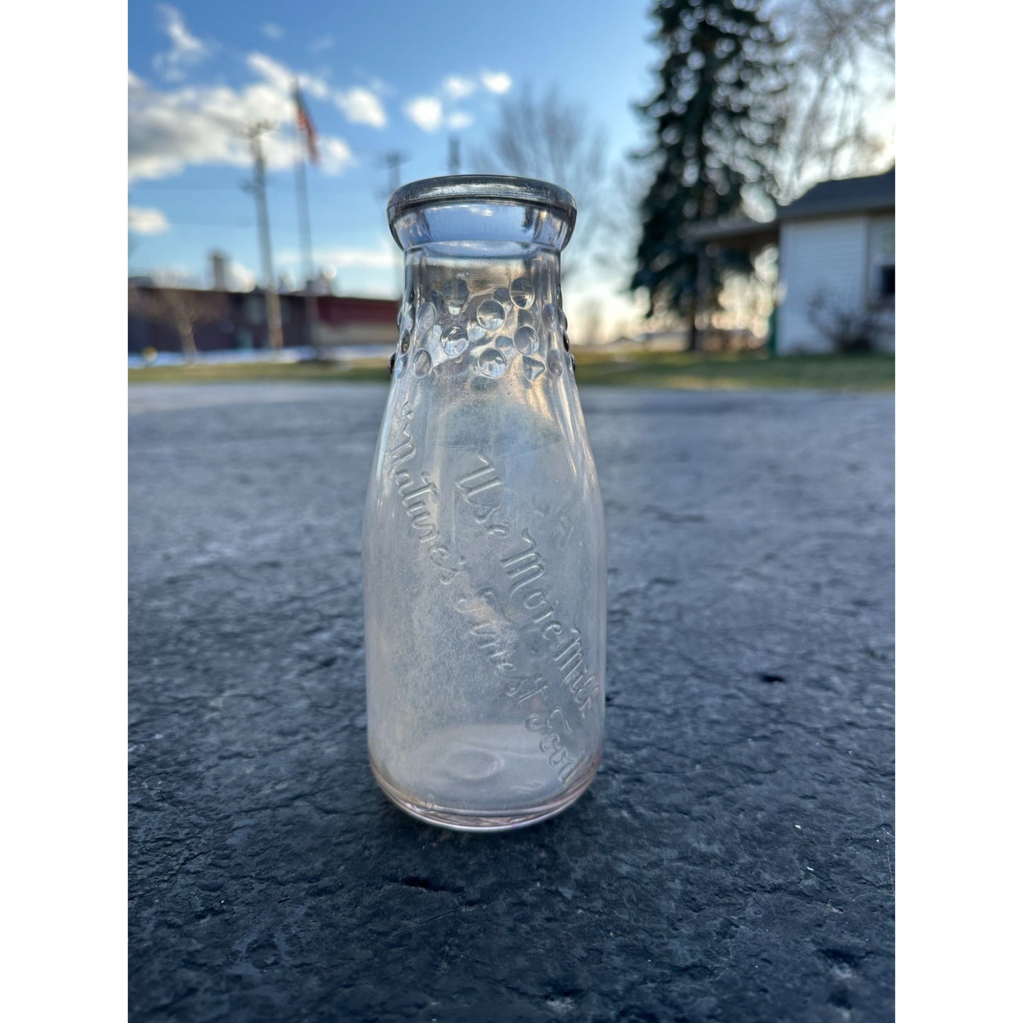 ANTIQUE PINT PHOENIX STORE MILK BOTTLE EMBOSSED HOBNAIL NATURES FINEST DAIRY