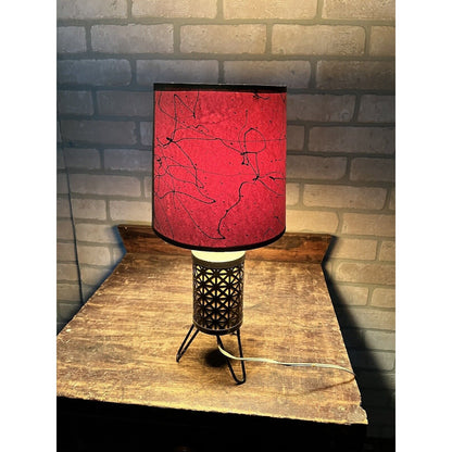 Vintage 1950s MCM Hairpin Leg Table Lamp w/ Spaghetti Fiberglass Red Glow Shade