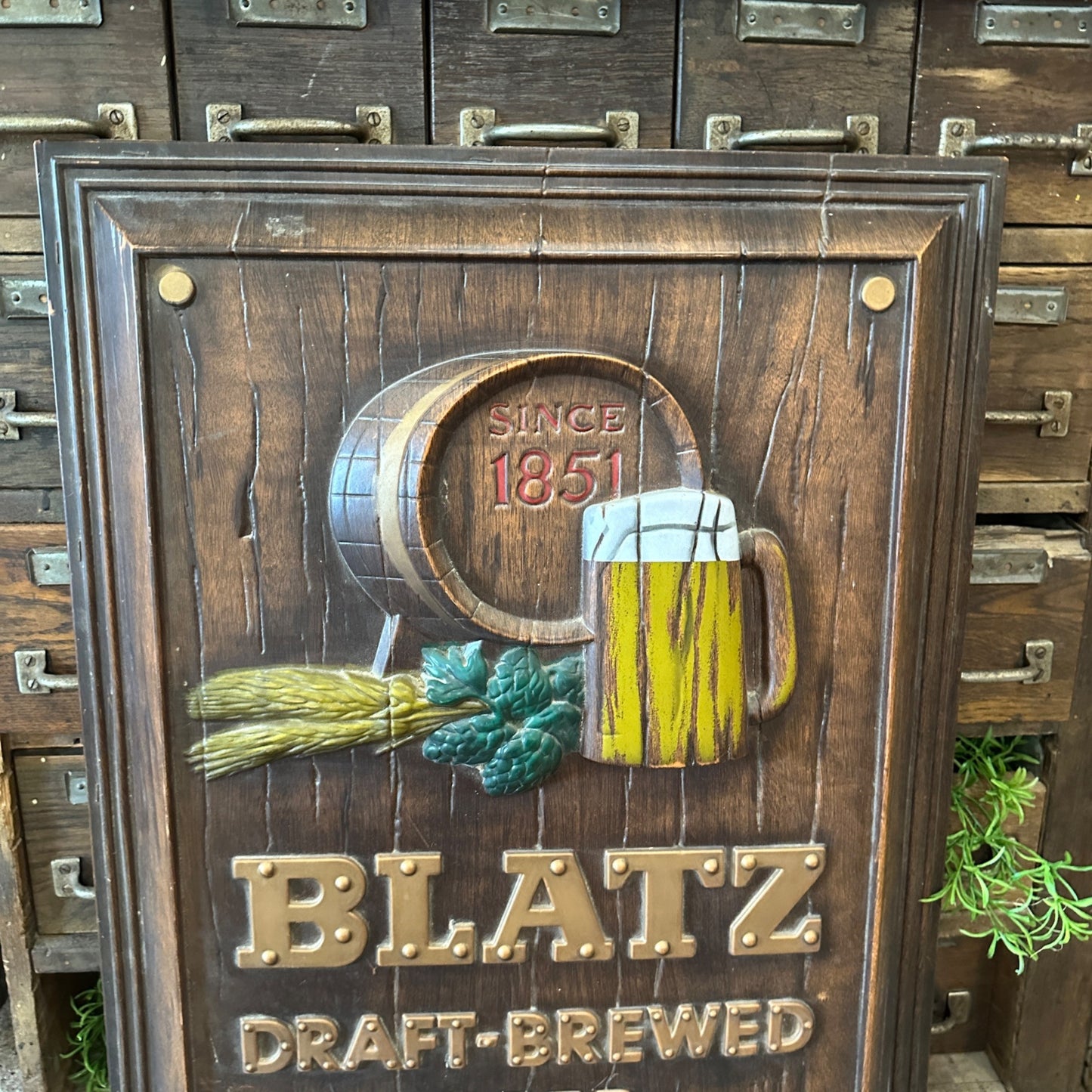 Vintage Blatz Beer Faux-Wood Plastic Drafter Brewed Beer Sign Tavern