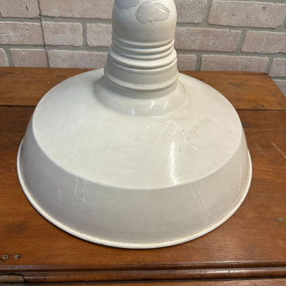 VINTAGE BENJAMIN WHITE PORCELAIN ENAMEL INDUSTRIAL LIGHT FIXTURE 16" ROUND USA