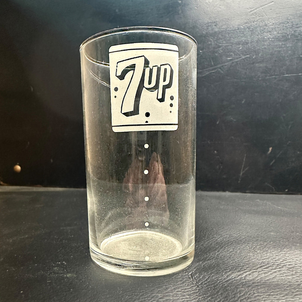 Vintage 7up Measure Dots White ACL Soda Fountain Glass Drinking Cup