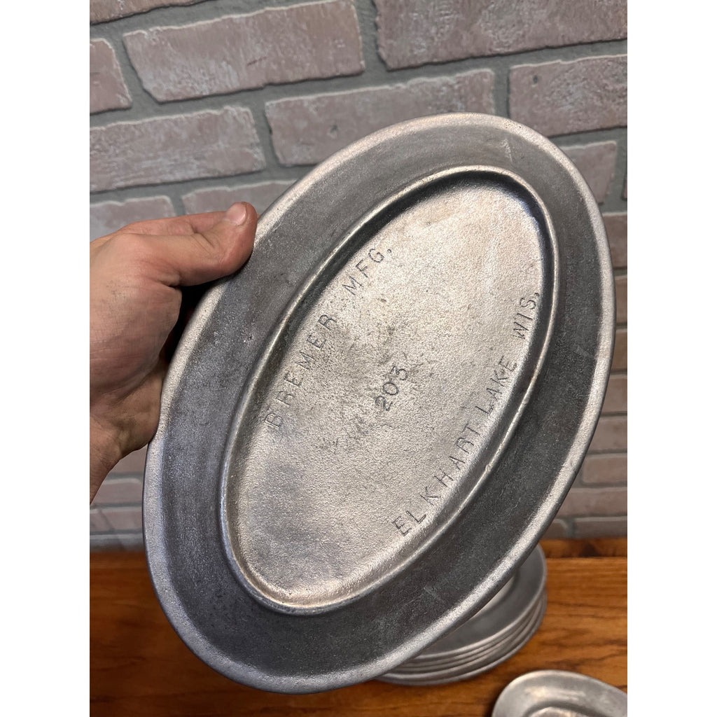 Vintage Lot of Ten (10) Bremer MFG. Oval Aluminum Fajita Steak Platters Elkhart Lake, Wis. WI
