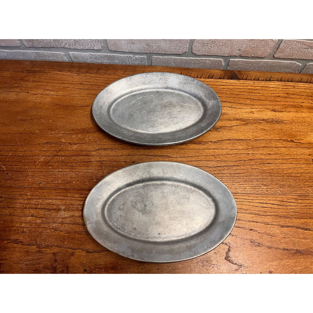 Vintage Lot of Ten (10) Bremer MFG. Oval Aluminum Fajita Steak Platters Elkhart Lake, Wis. WI