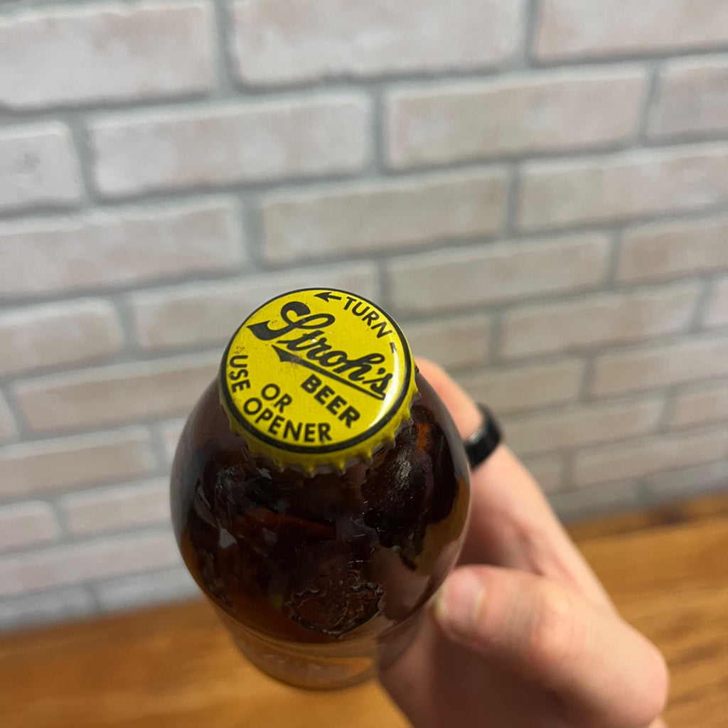 Vintage Strohs Stroh 1970s 7oz Shorty Glass Beer Bottle Stubby