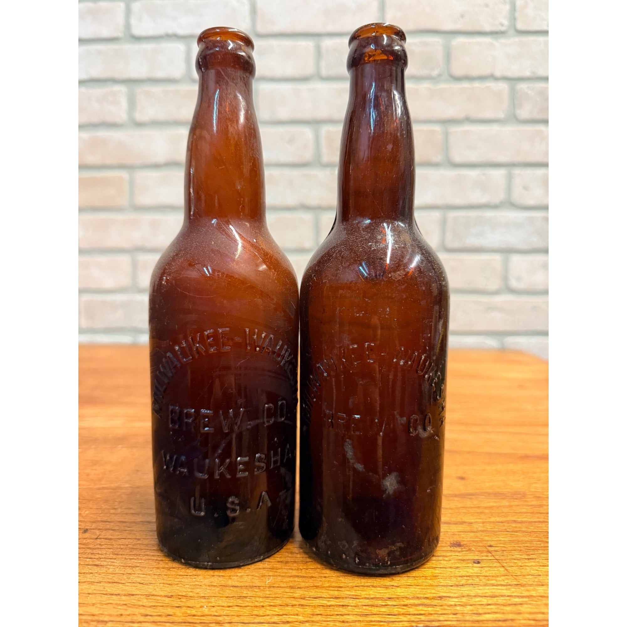 Vintage Milwaukee Waukesha Brewery Co. Wisconsin Beer Bottles Lot (2)